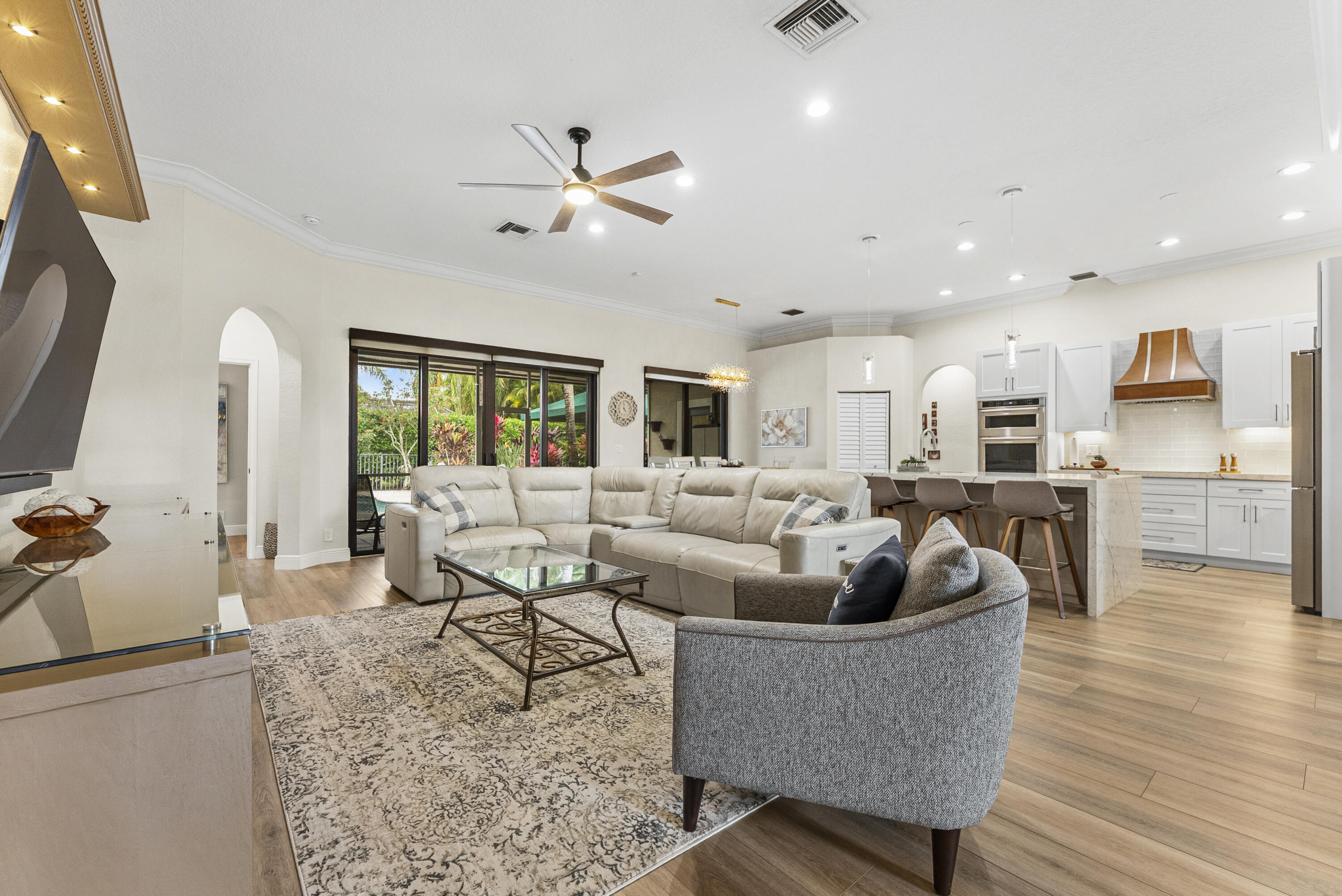 12212 Rockledge Circle