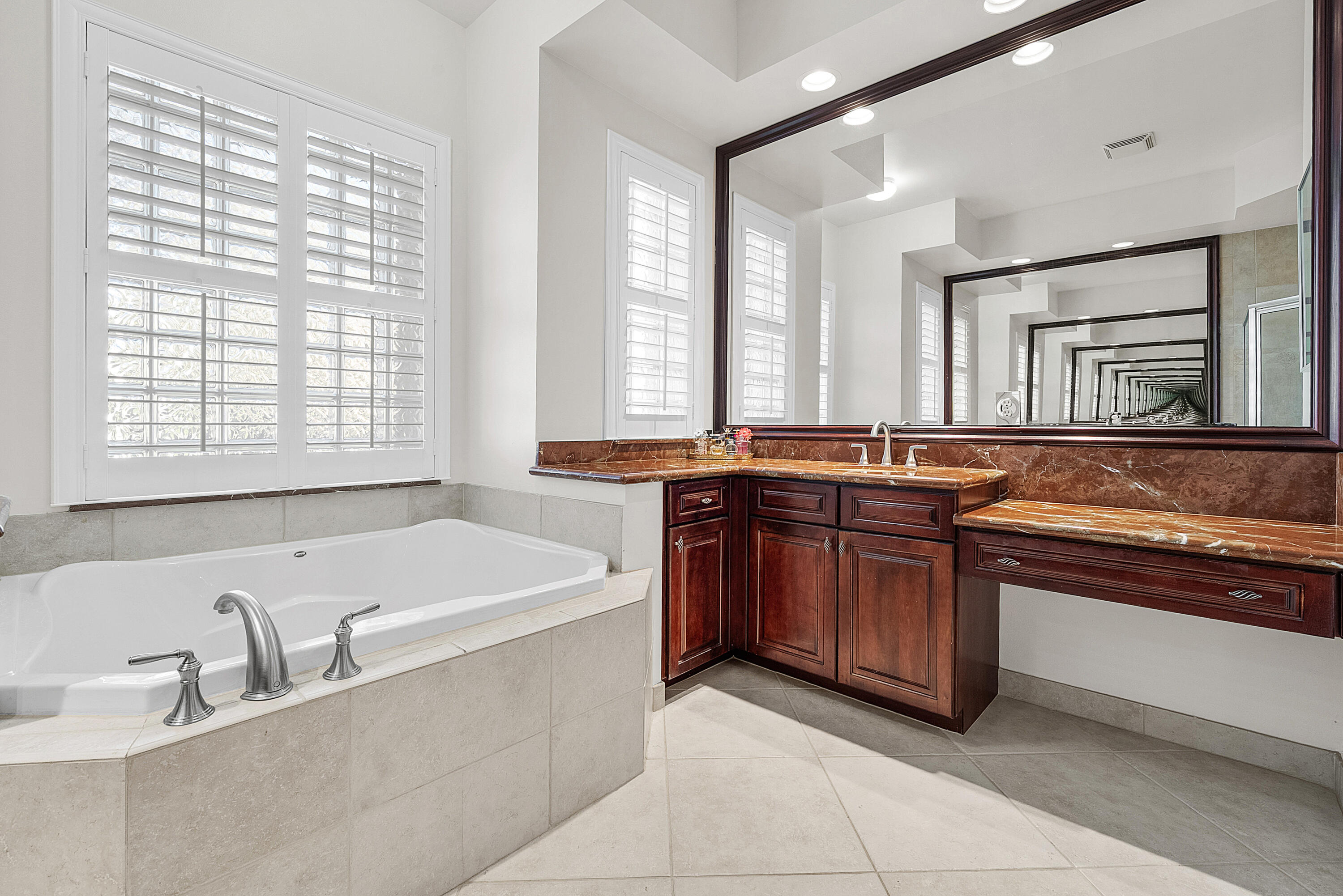 11193 Brandywine Lake Way