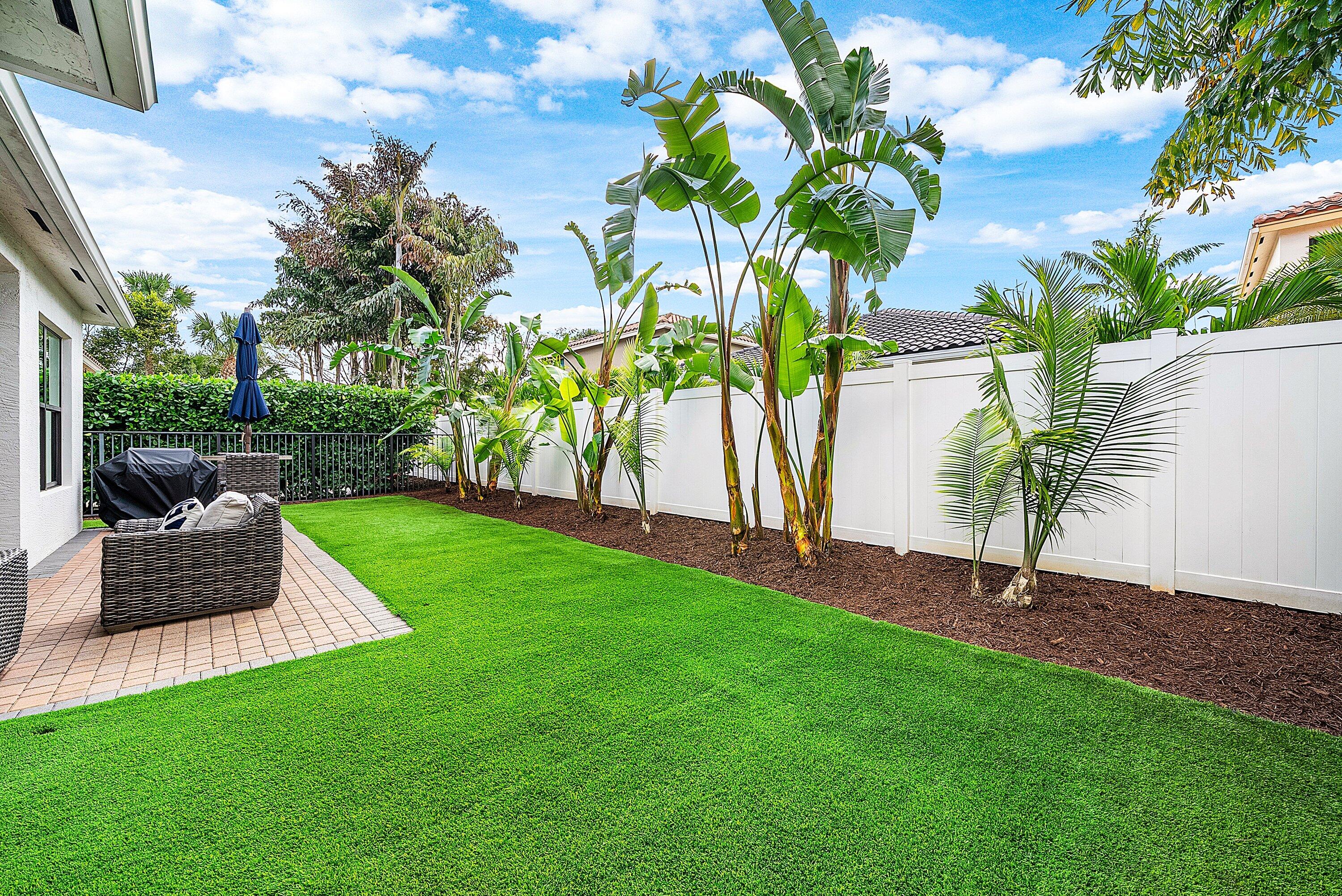 7866 Clay Mica Court