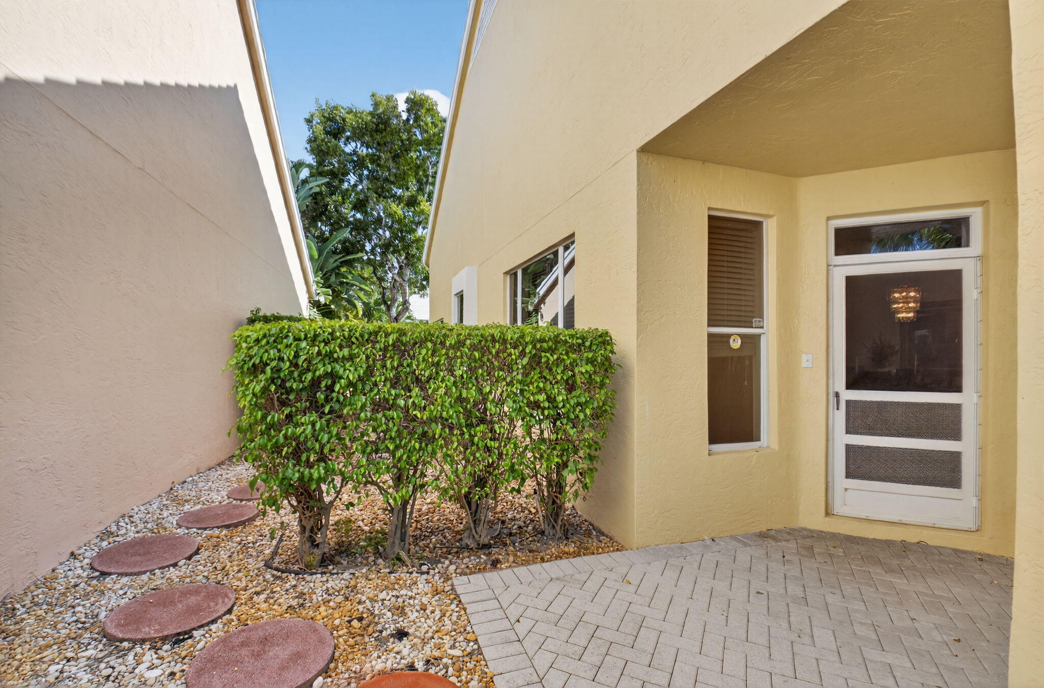 8361 Horseshoe Bay Road