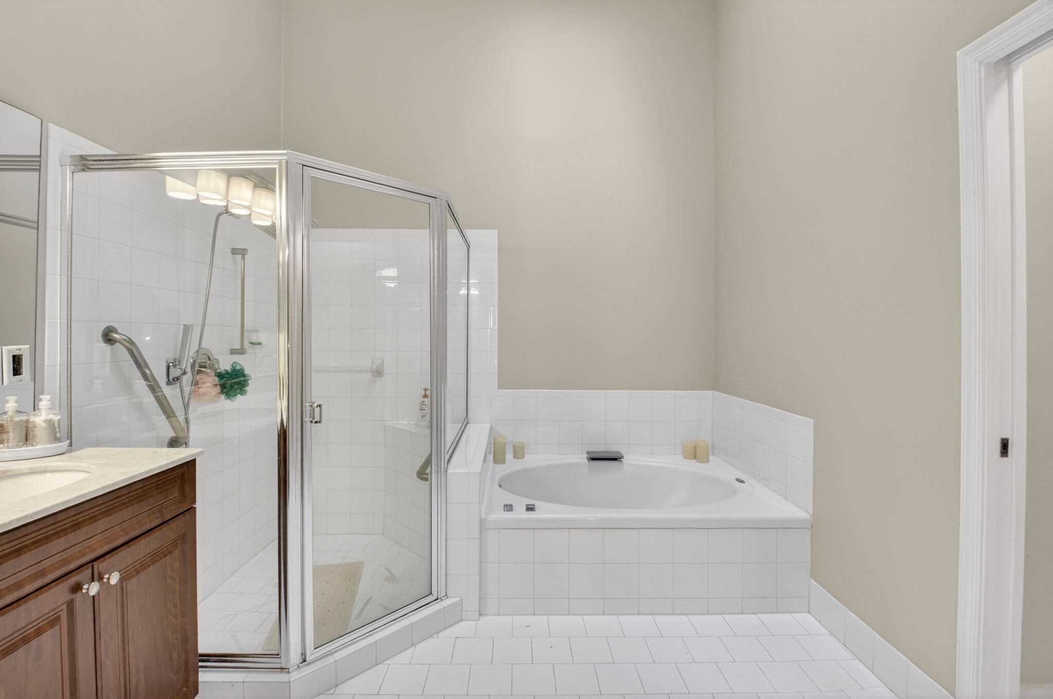 8361 Horseshoe Bay Road