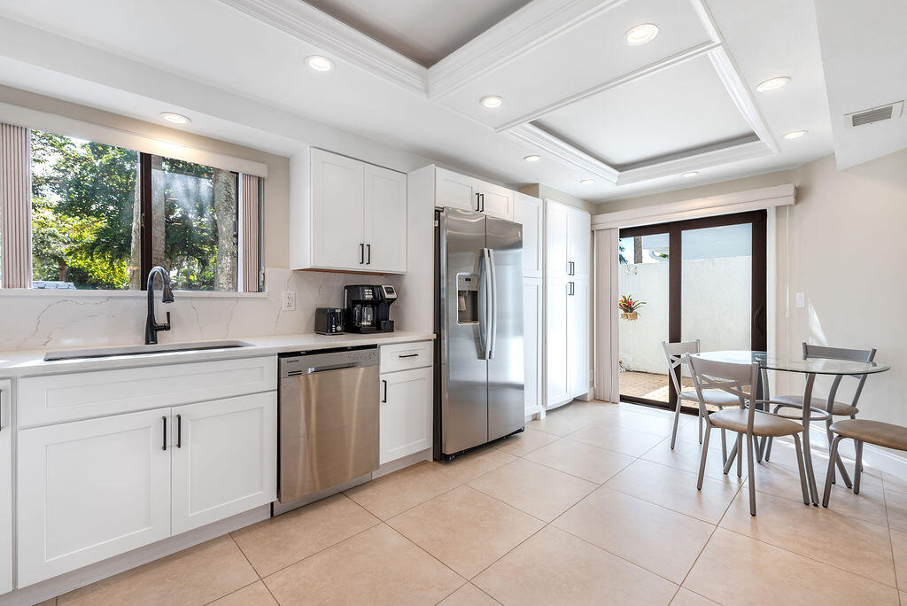 15351 Strathearn Drive 10302