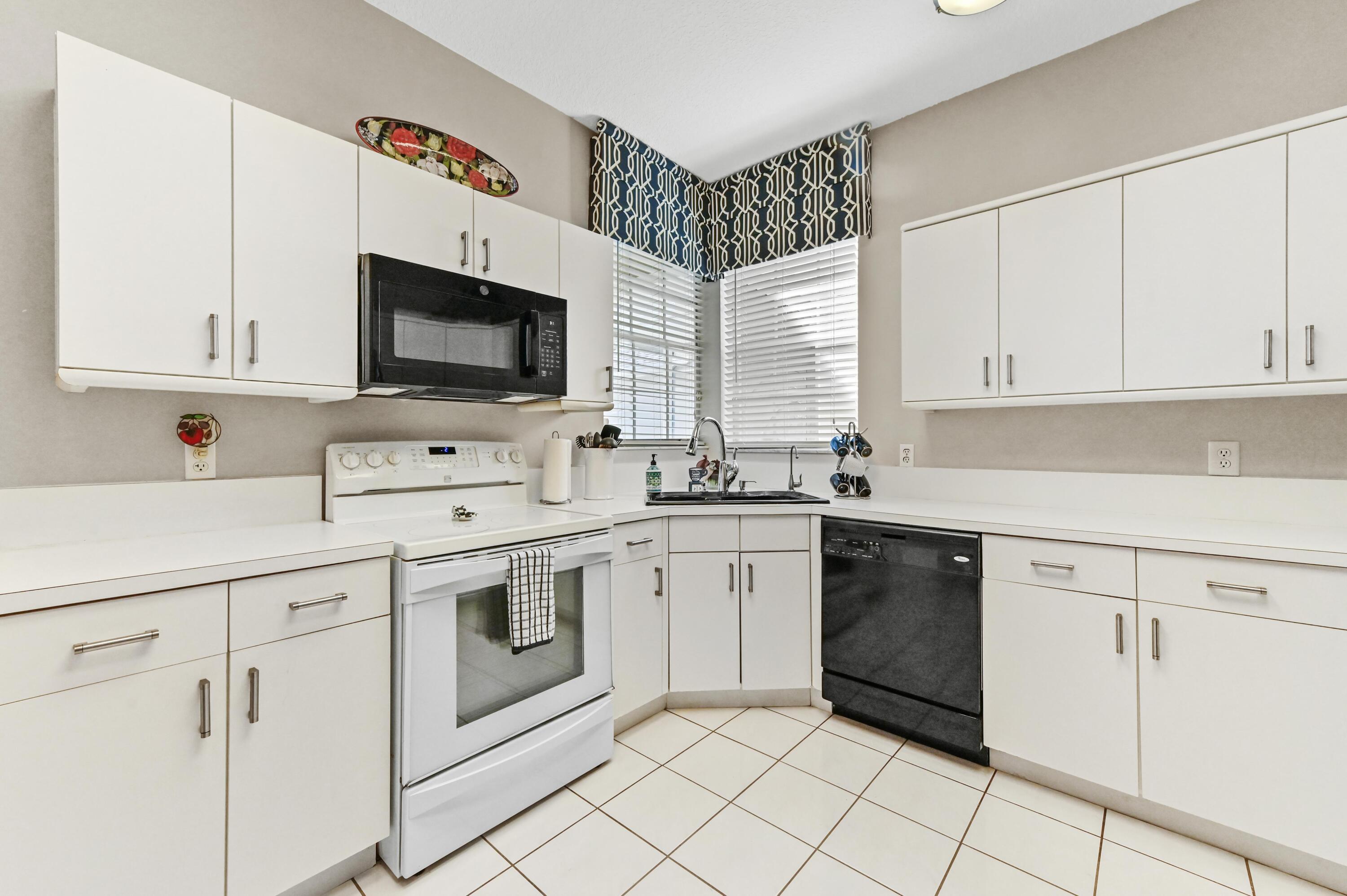 7724 Mansfield Hollow Road