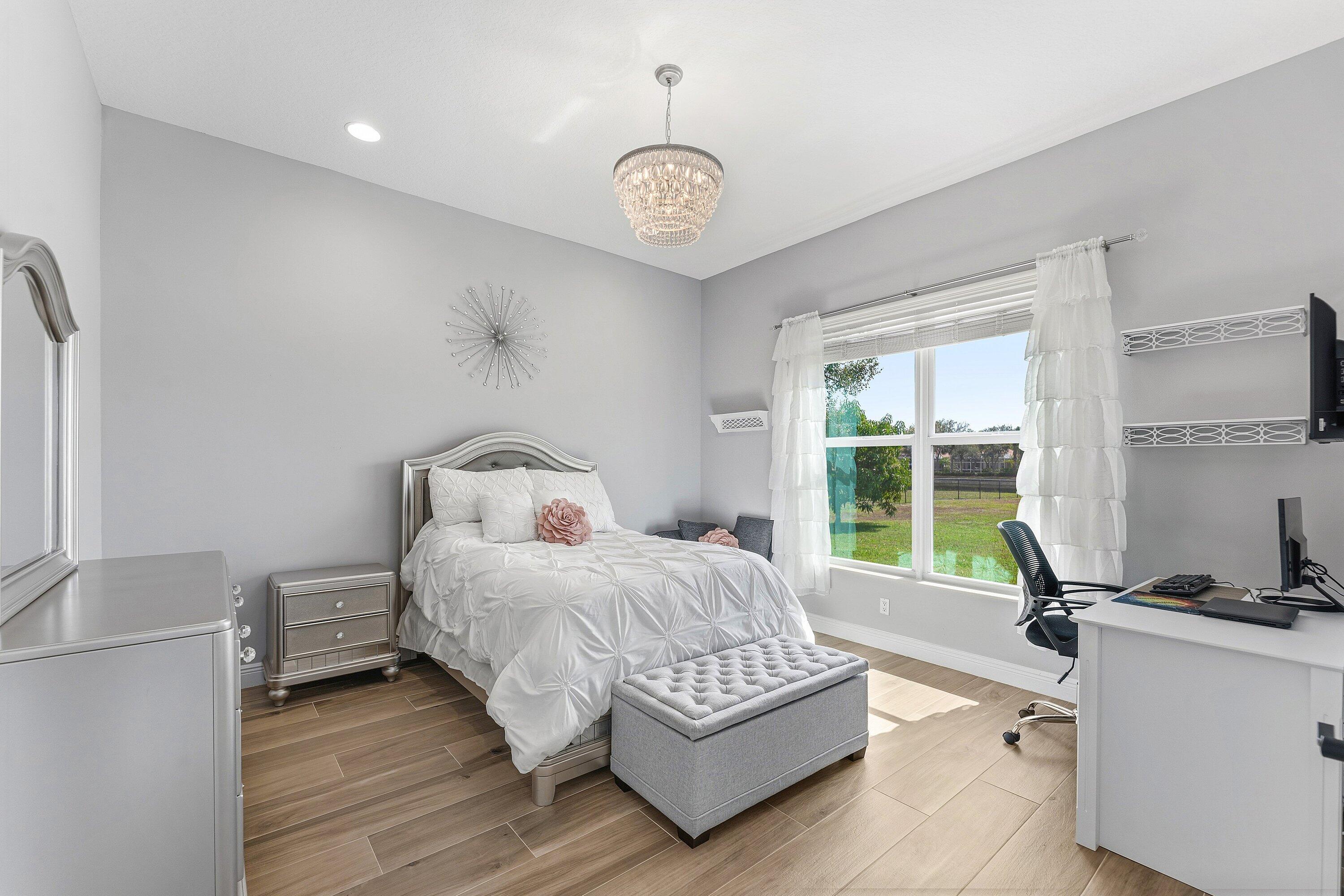 8880 S Kendale Circle