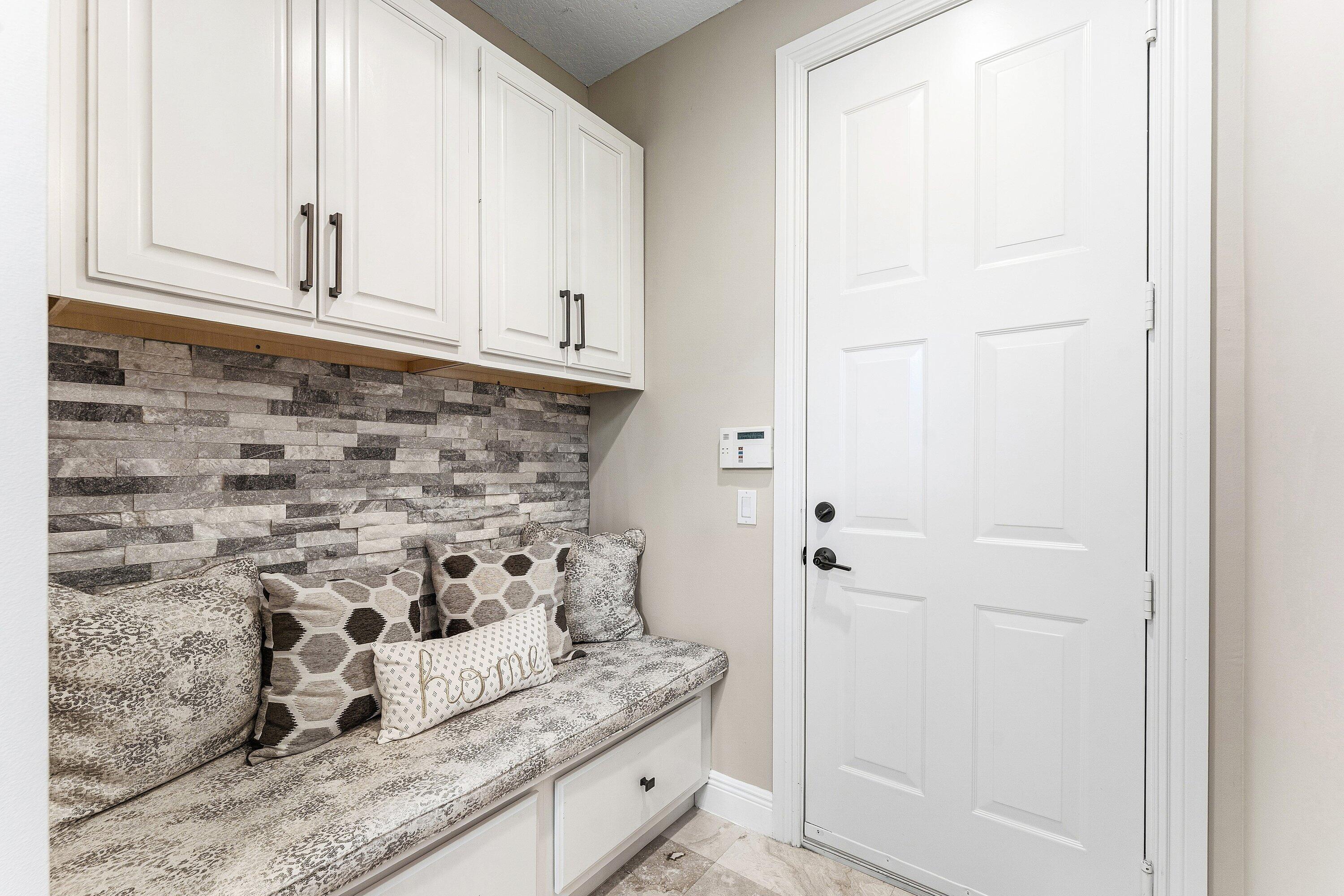 8880 S Kendale Circle