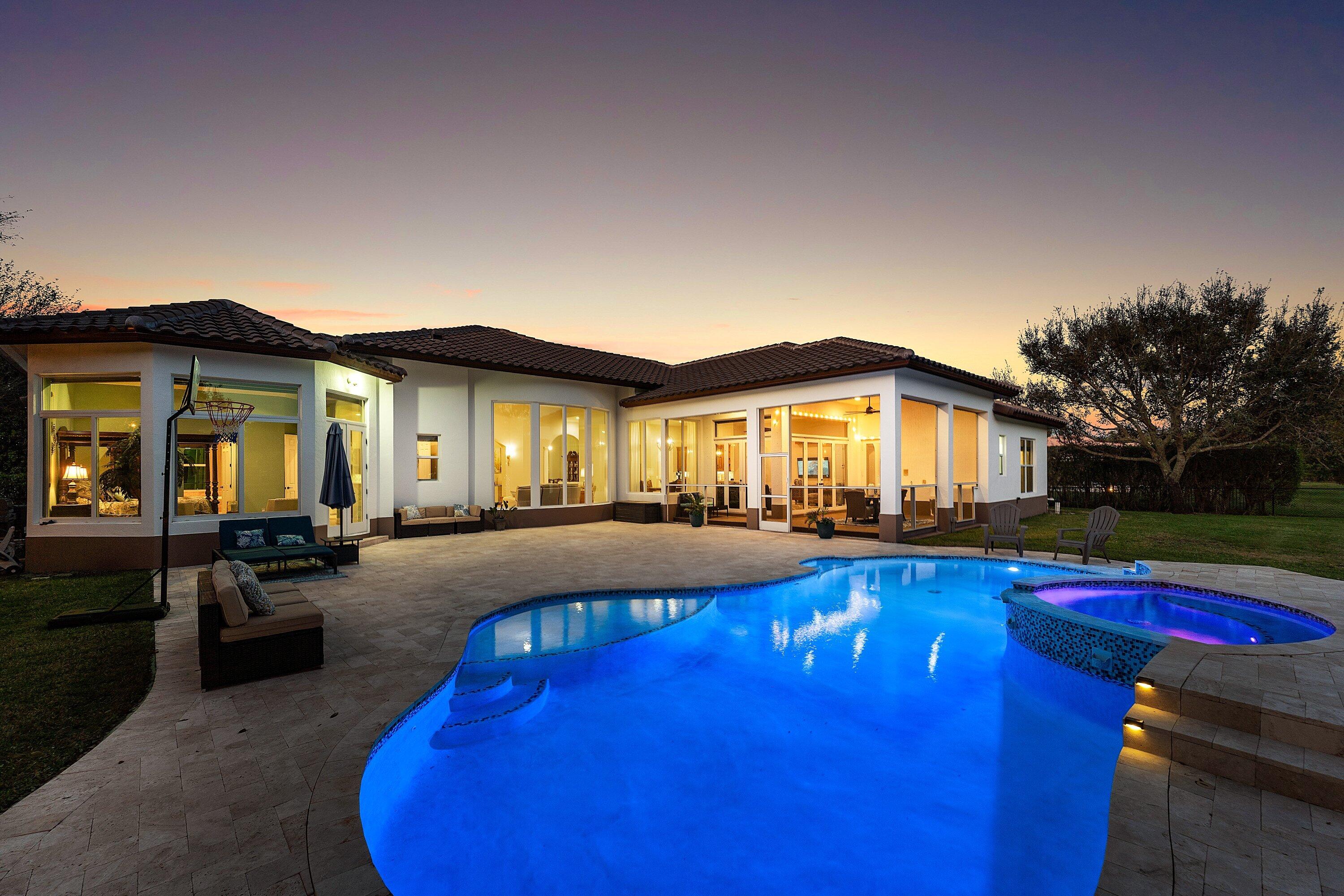 8880 S Kendale Circle