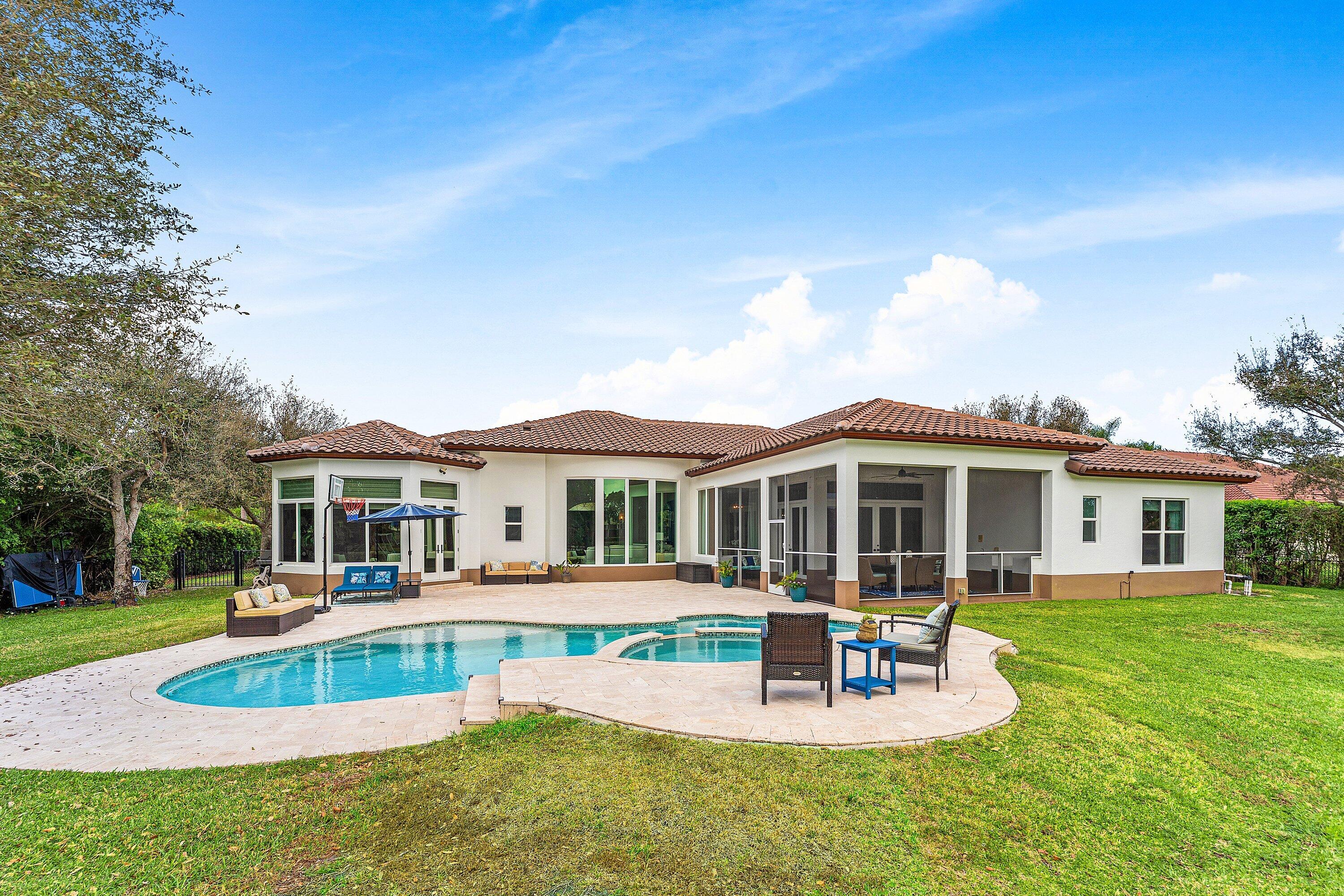 8880 S Kendale Circle