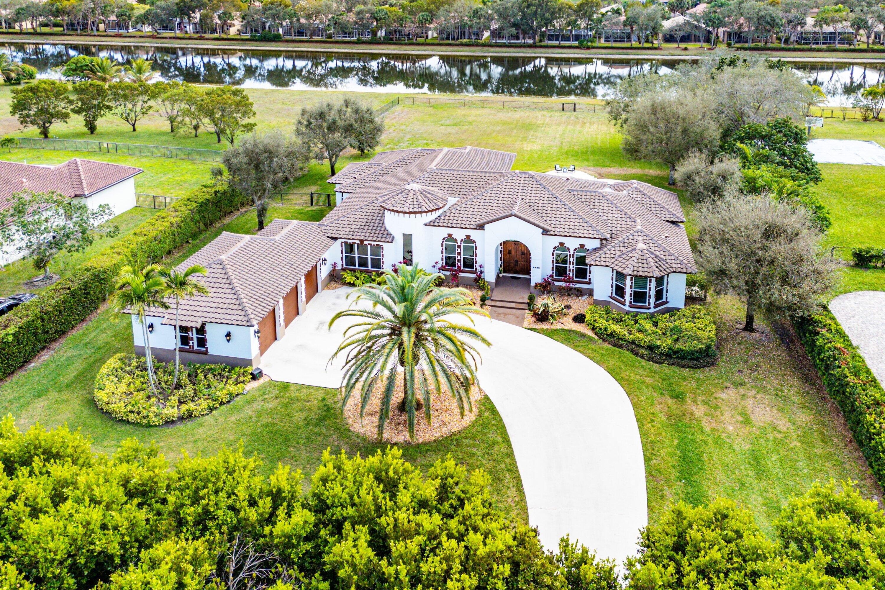 8880 S Kendale Circle