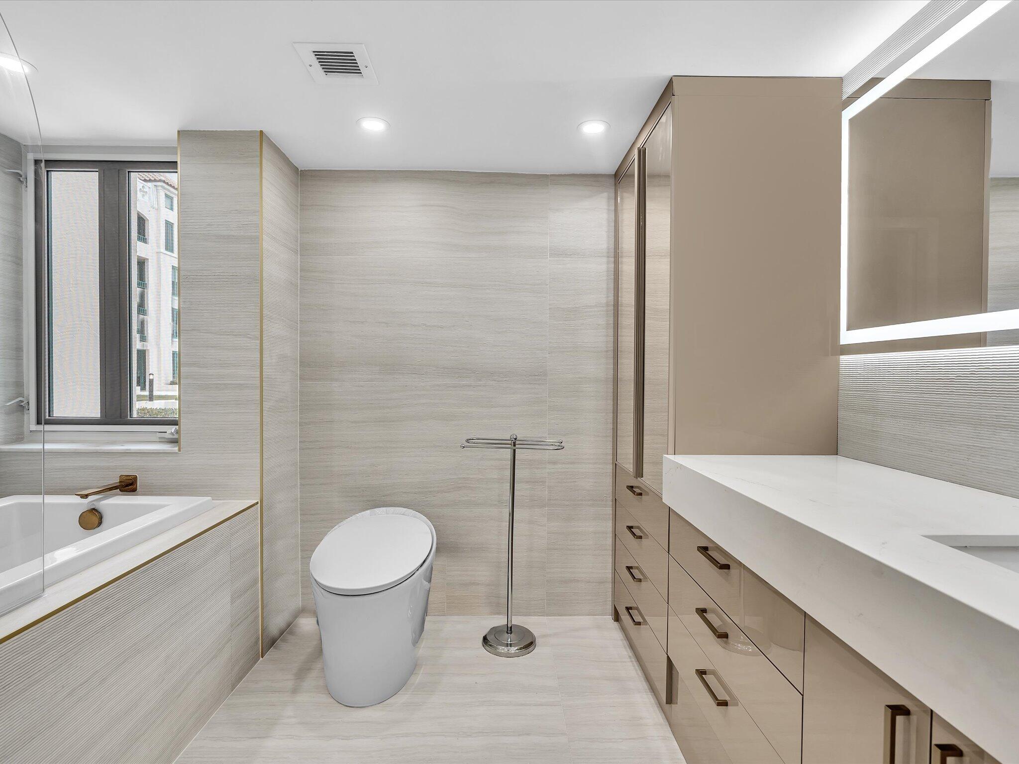 120 SE 5th Avenue 225