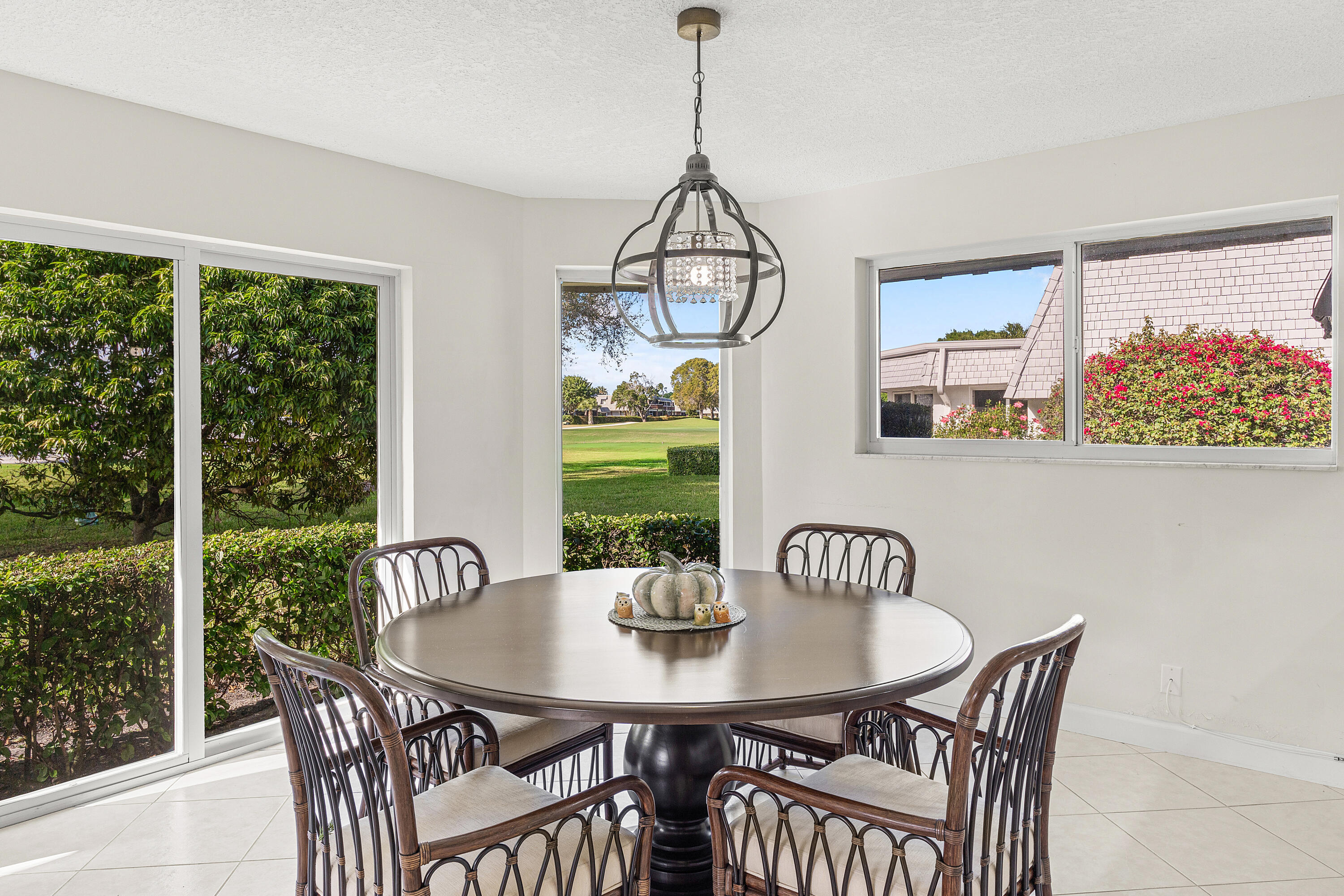 383 Villa Drive S