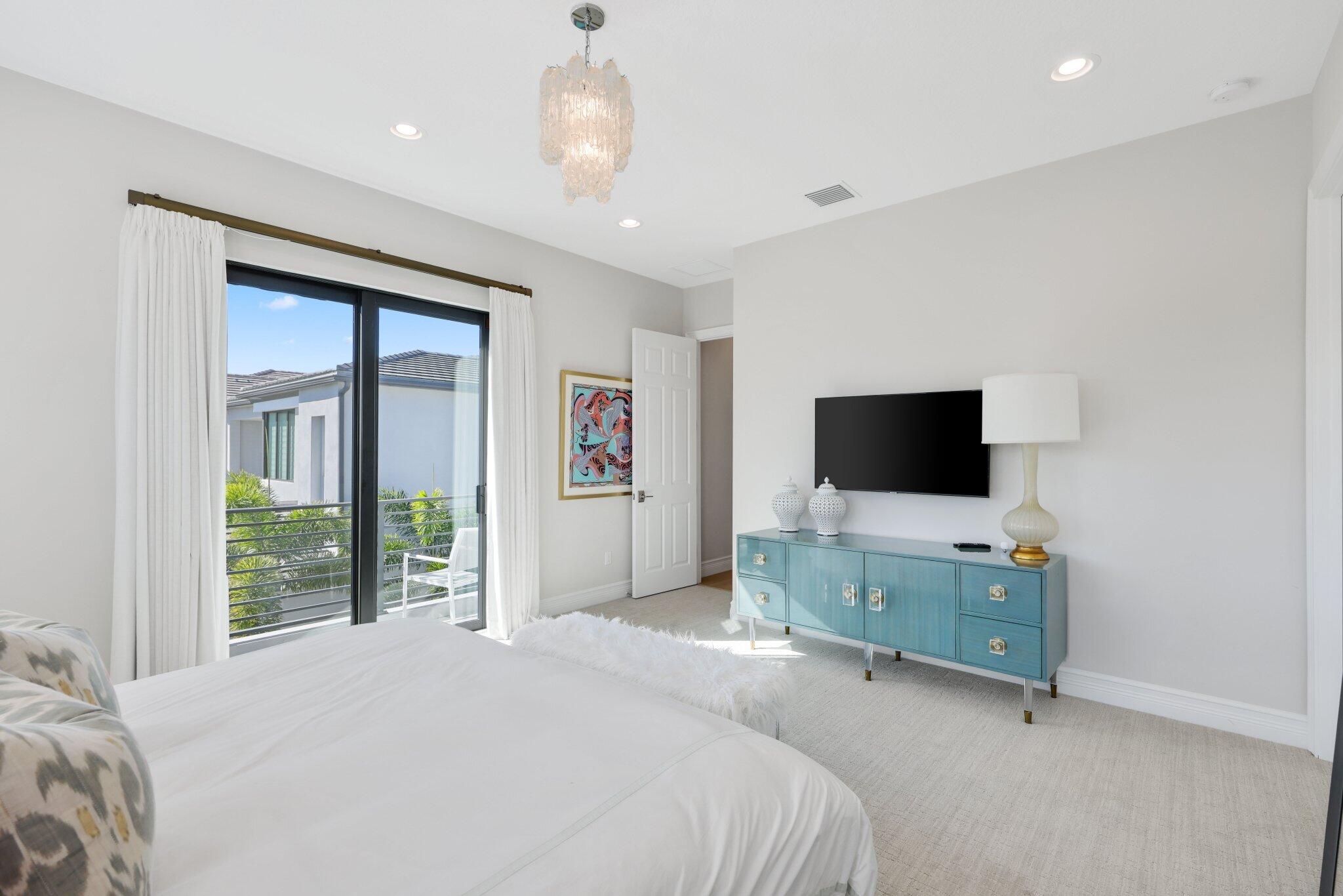 17057 Cappuccino Way