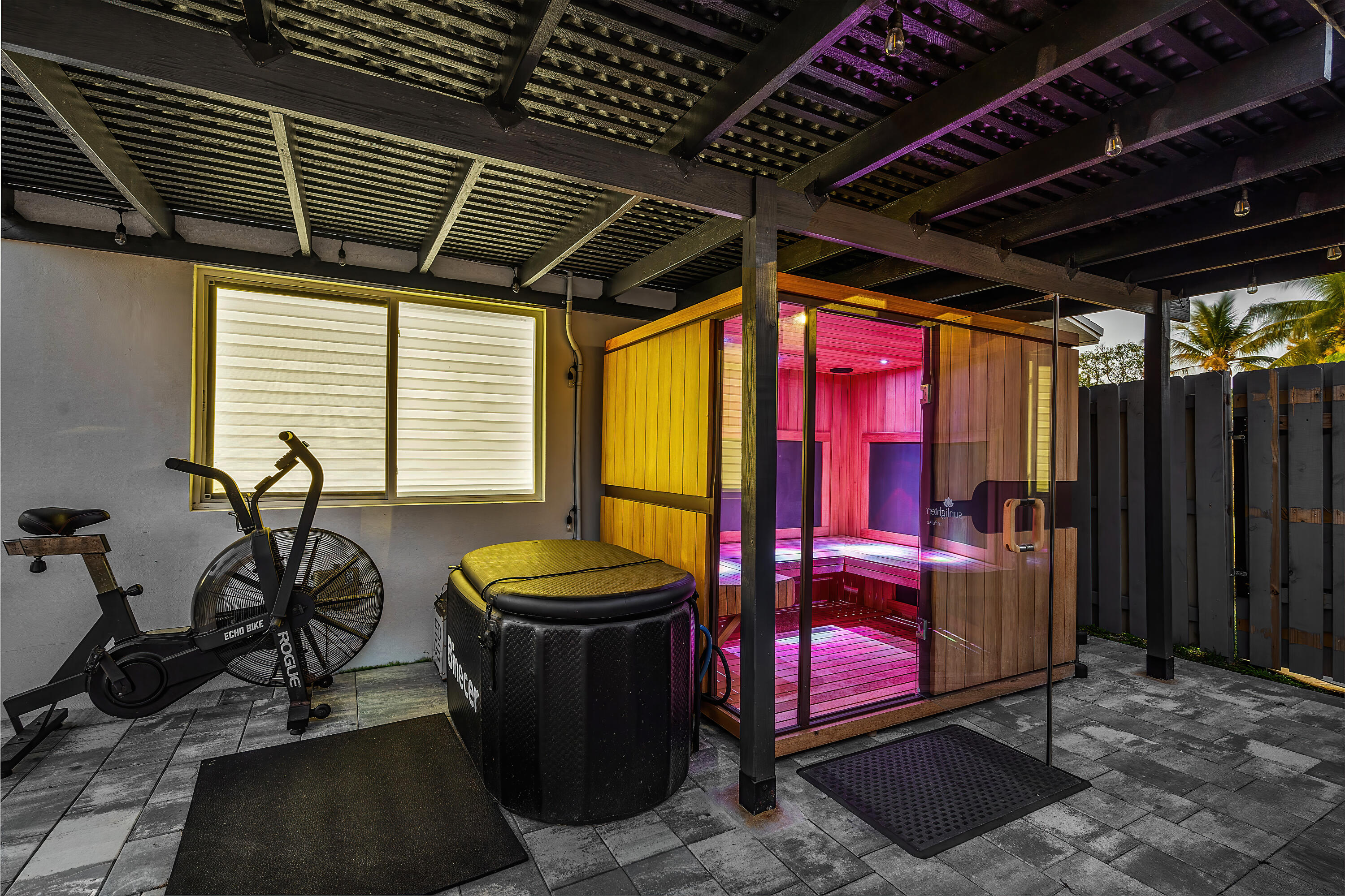 950 NE 23rd Place, Pompano Beach