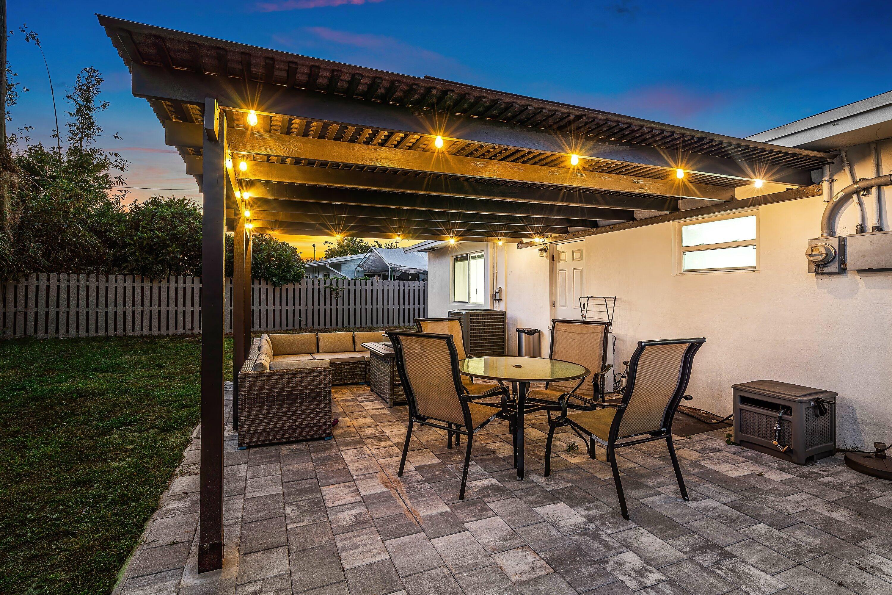 950 NE 23rd Place, Pompano Beach