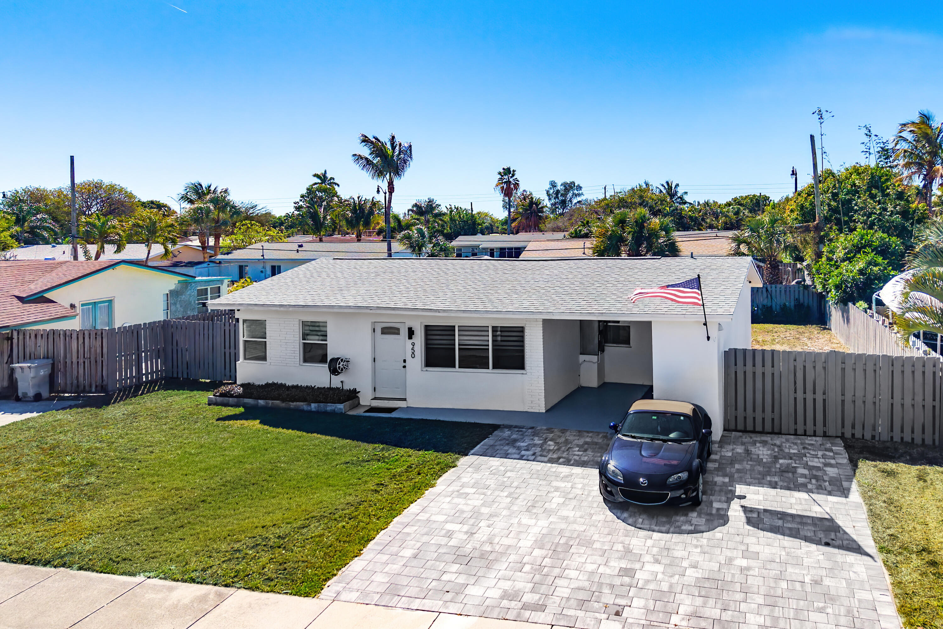 950 NE 23rd Place, Pompano Beach