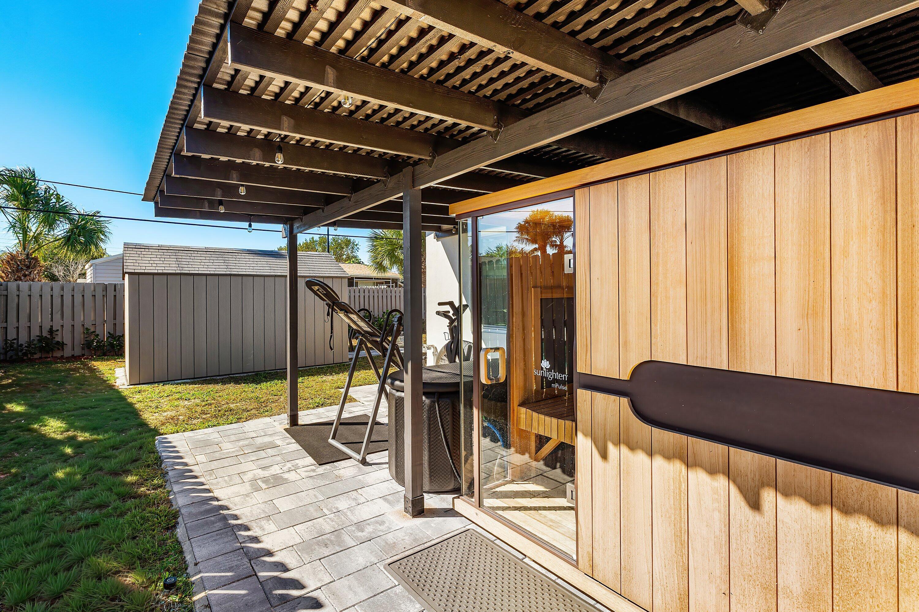 950 NE 23rd Place, Pompano Beach