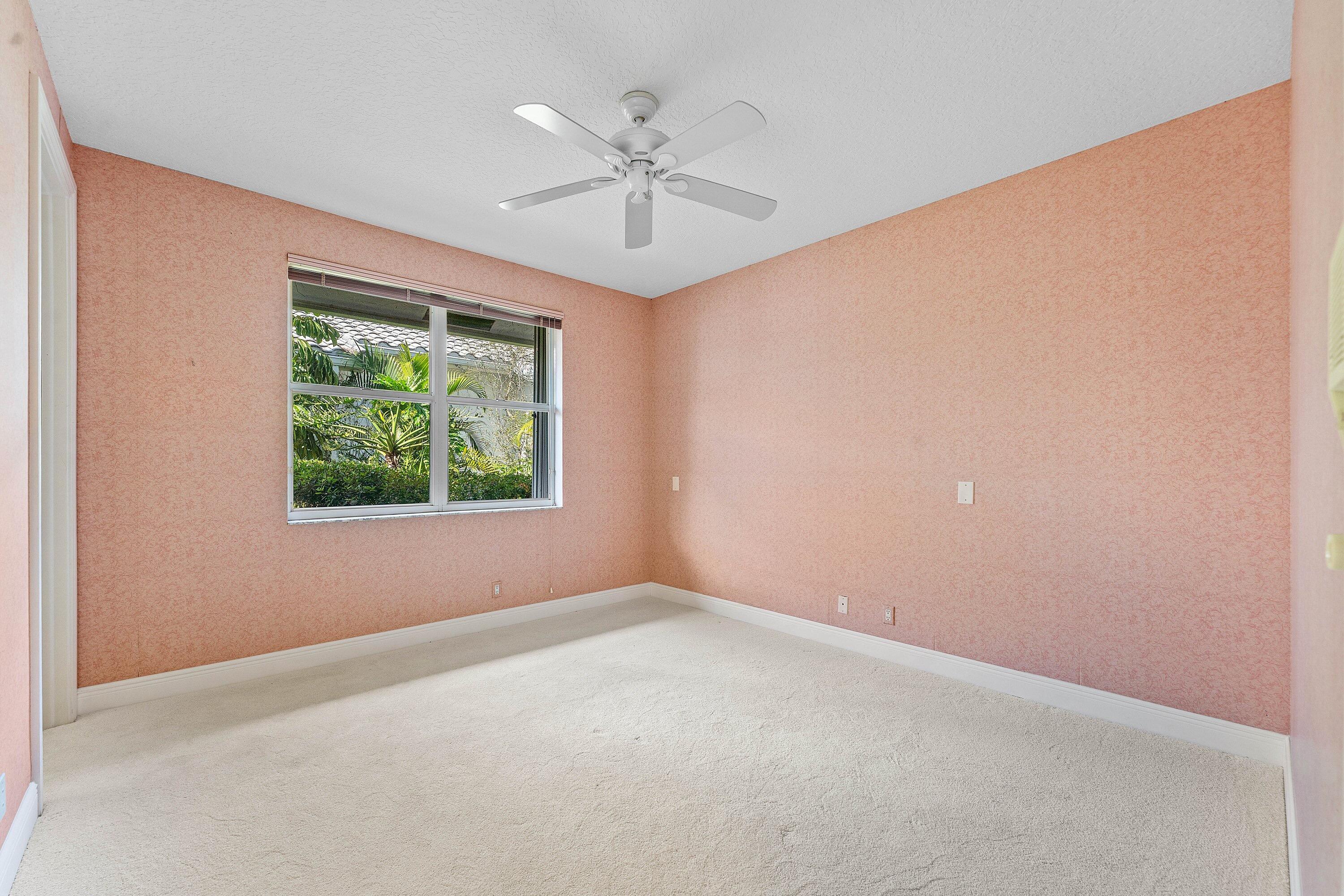 4 Sutton Drive