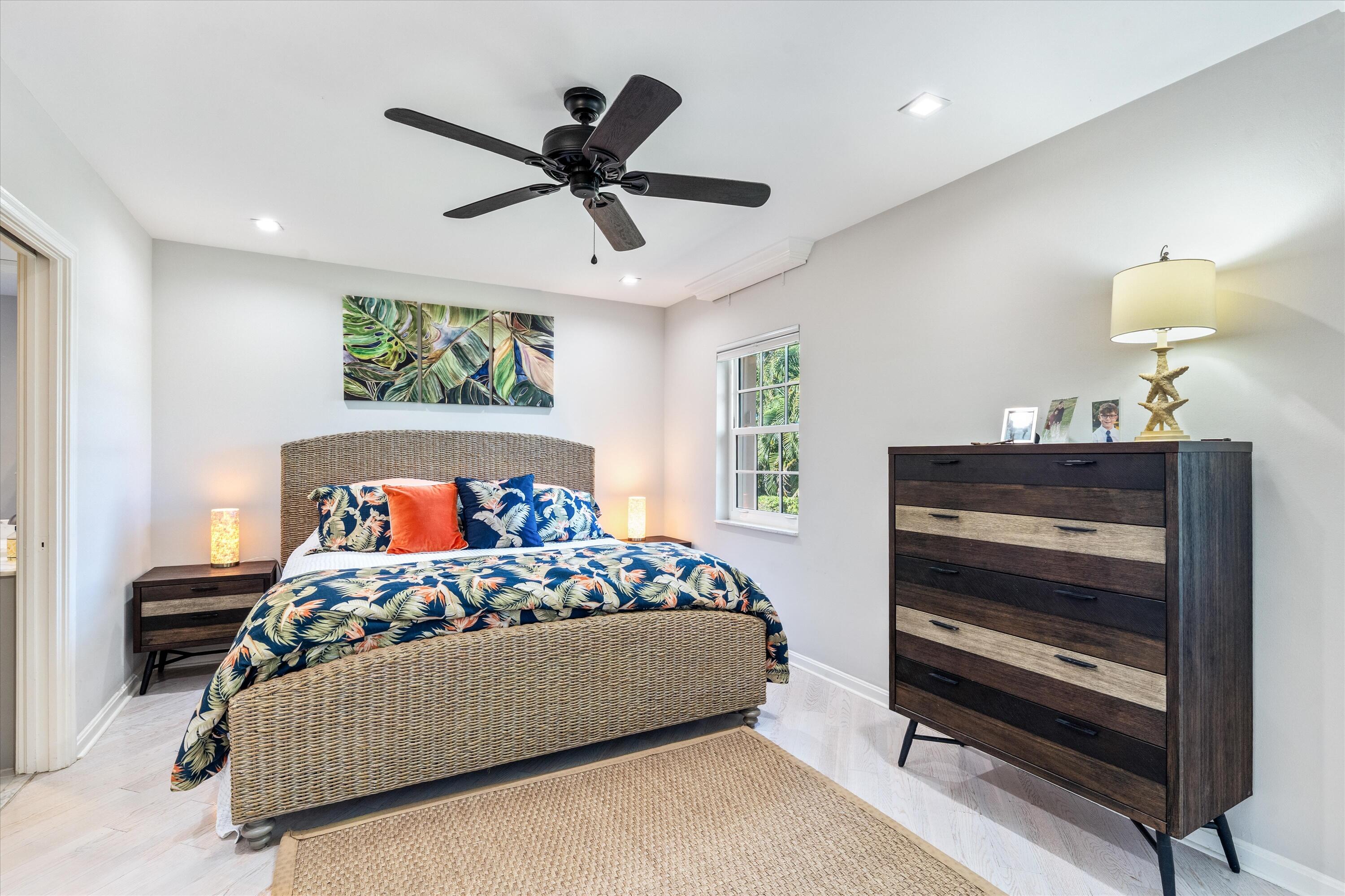 6590 N Ocean Boulevard 9, Ocean Ridge Unit: 9