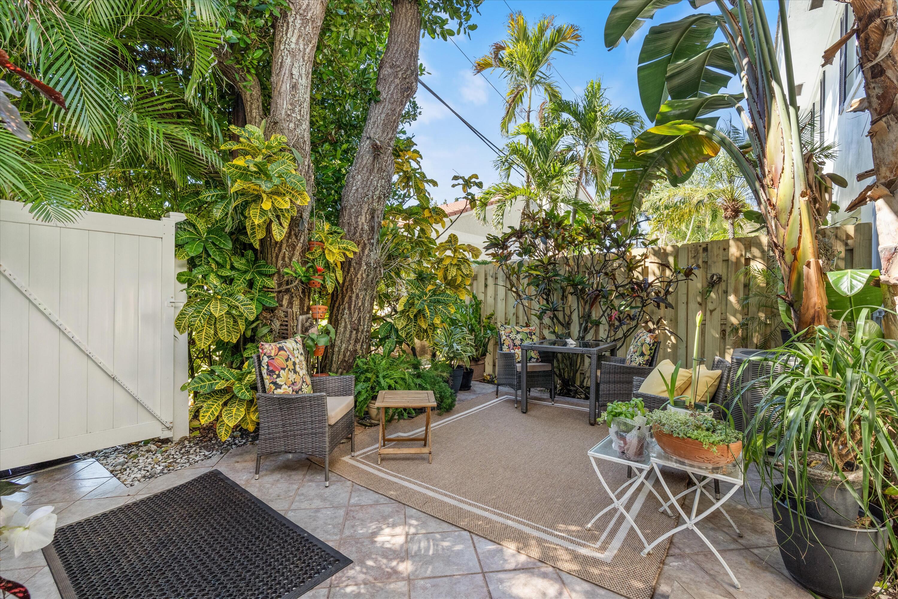 6590 N Ocean Boulevard 9, Ocean Ridge Unit: 9