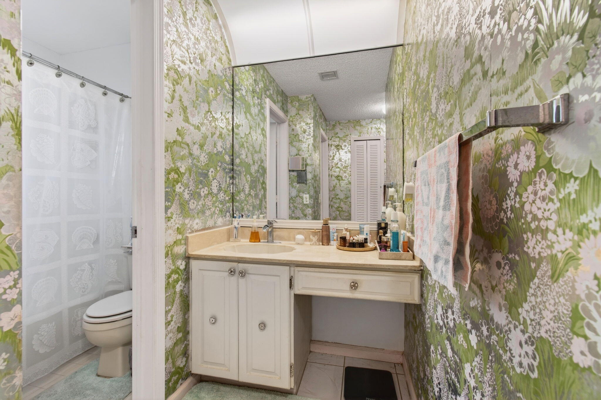 10244 Dovewood Lane A