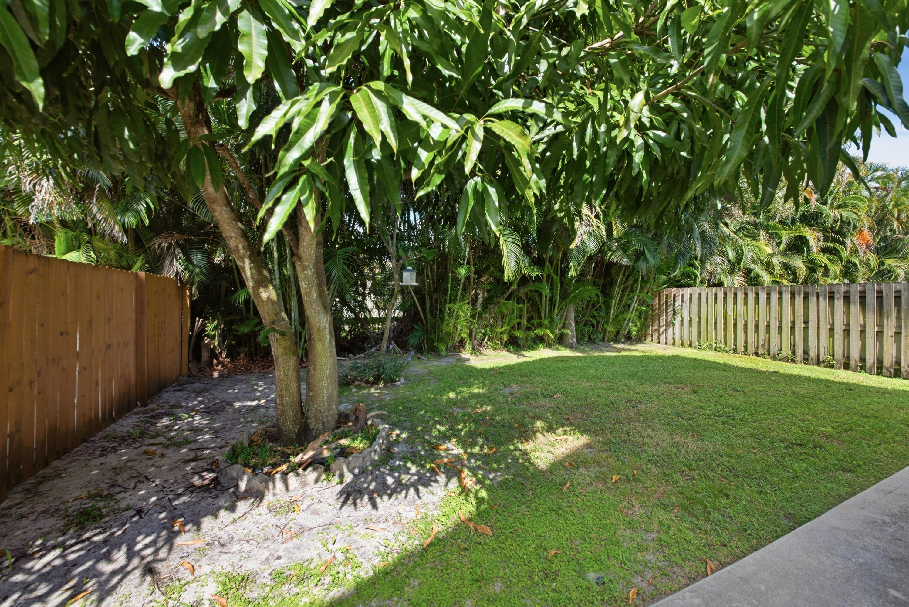 8021 Stirrup Cay Court