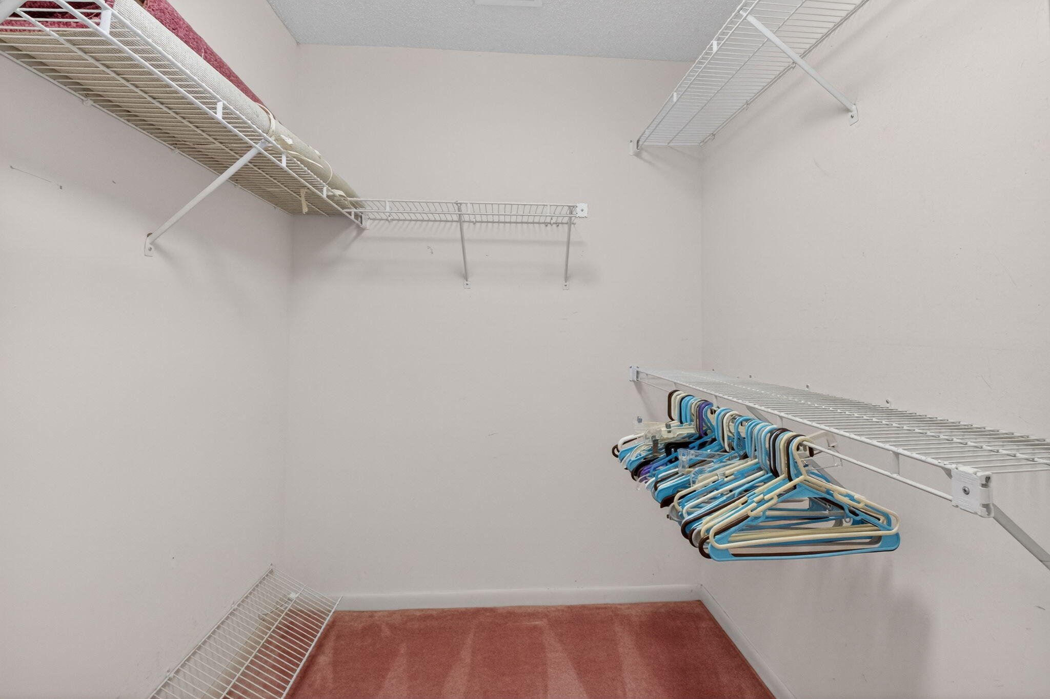 10279 N Circle Lake Drive 202