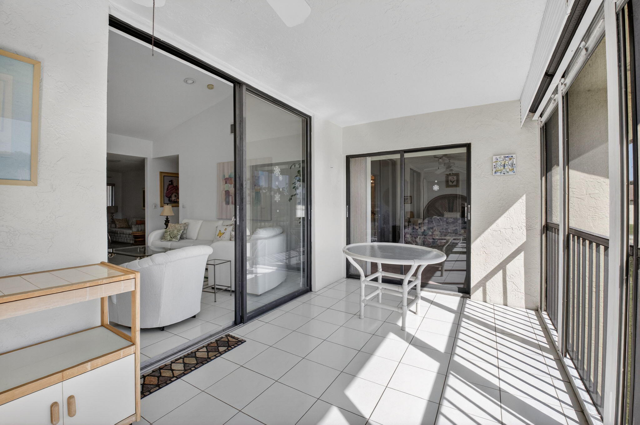 10279 N Circle Lake Drive 202