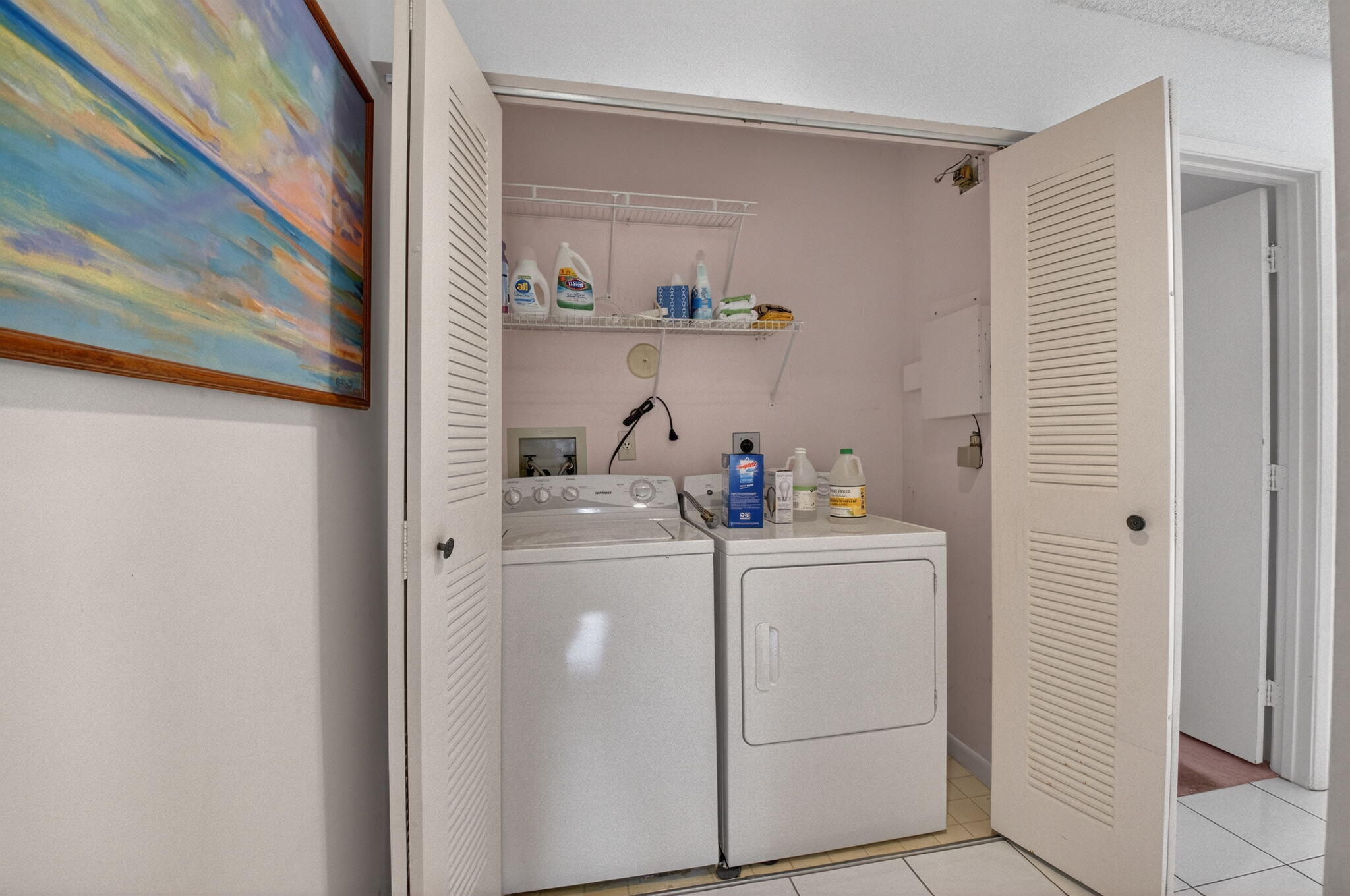 10279 N Circle Lake Drive 202