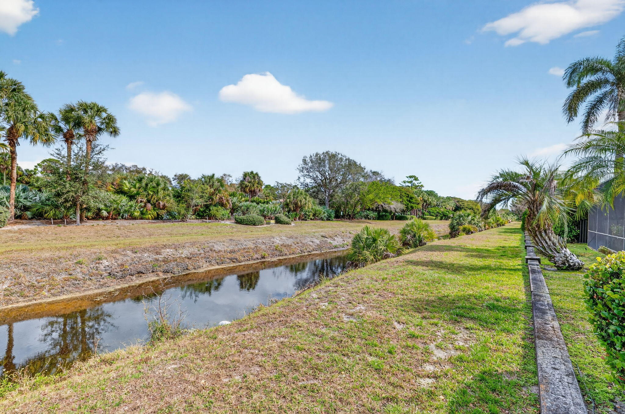 6629 Grande Orchid Way