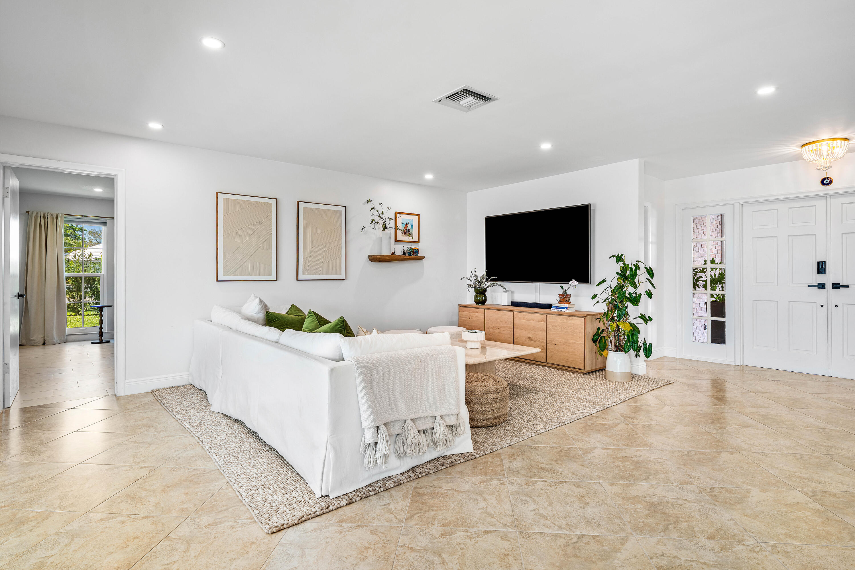 351 Colony Key Circle