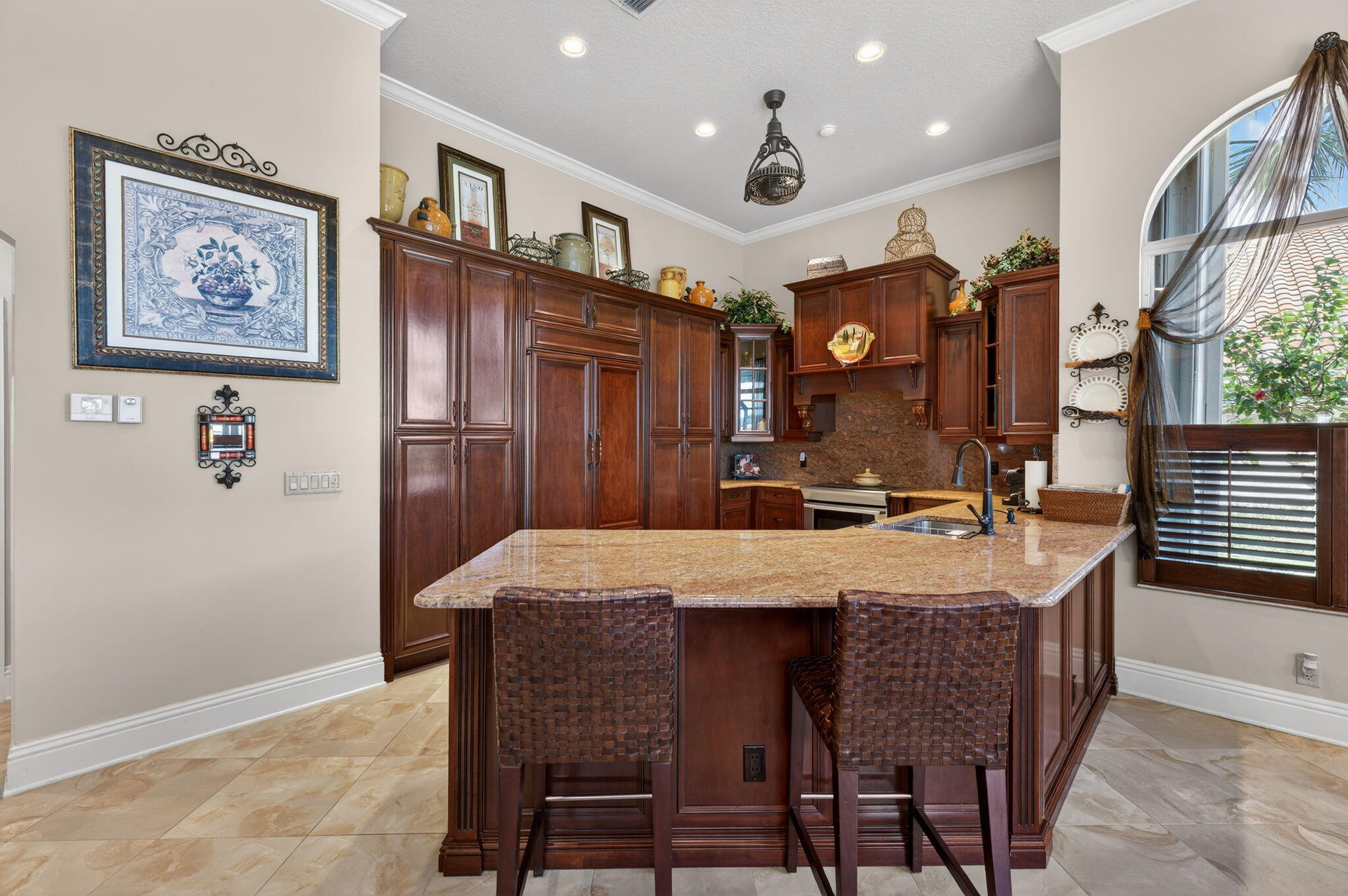8080 Desmond Drive
