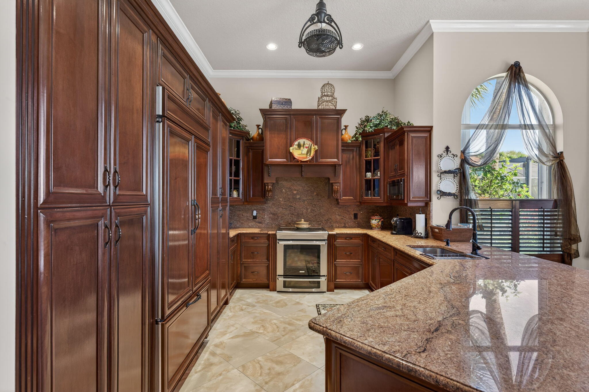 8080 Desmond Drive