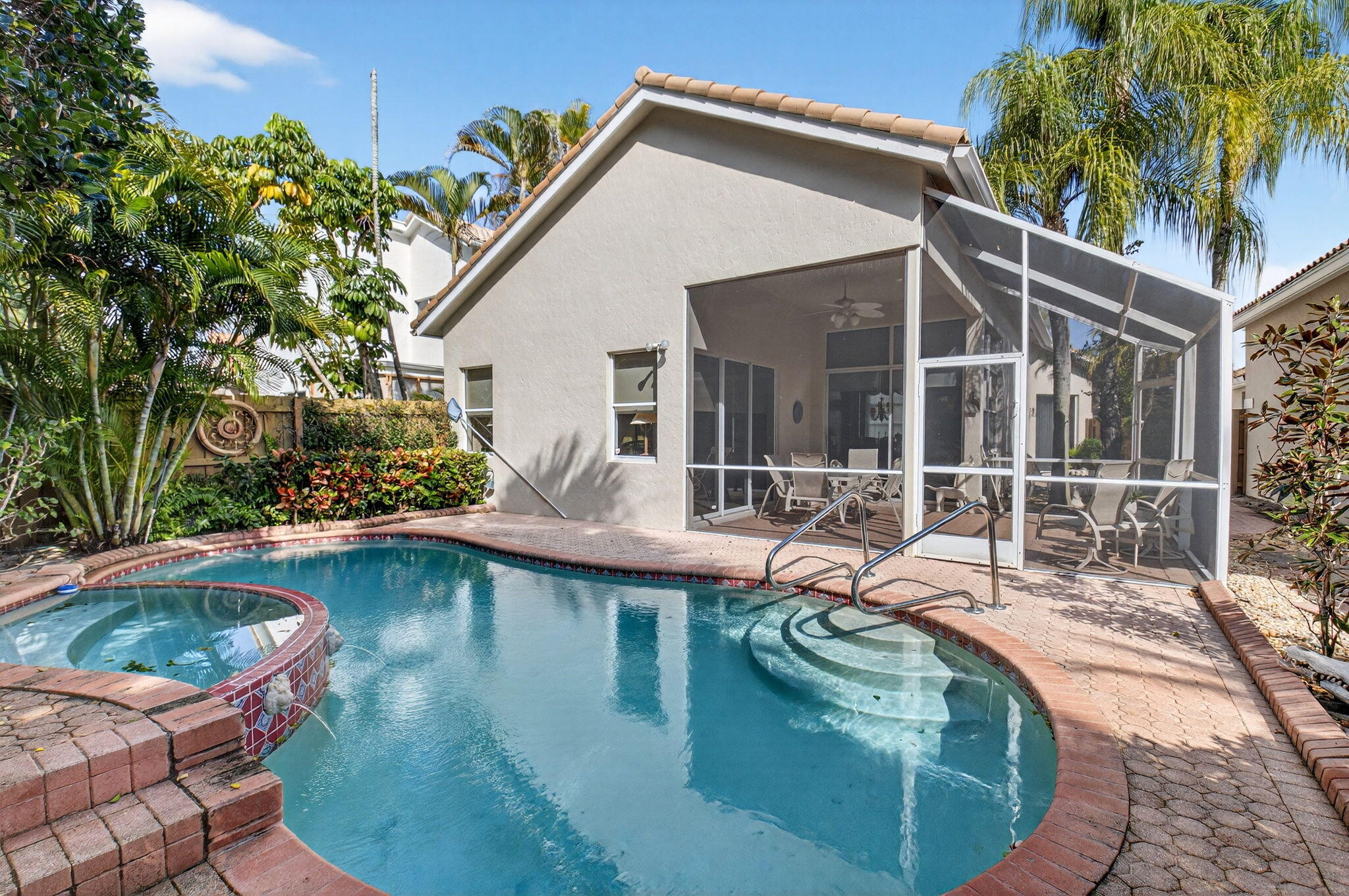 2476 NW 66th Drive