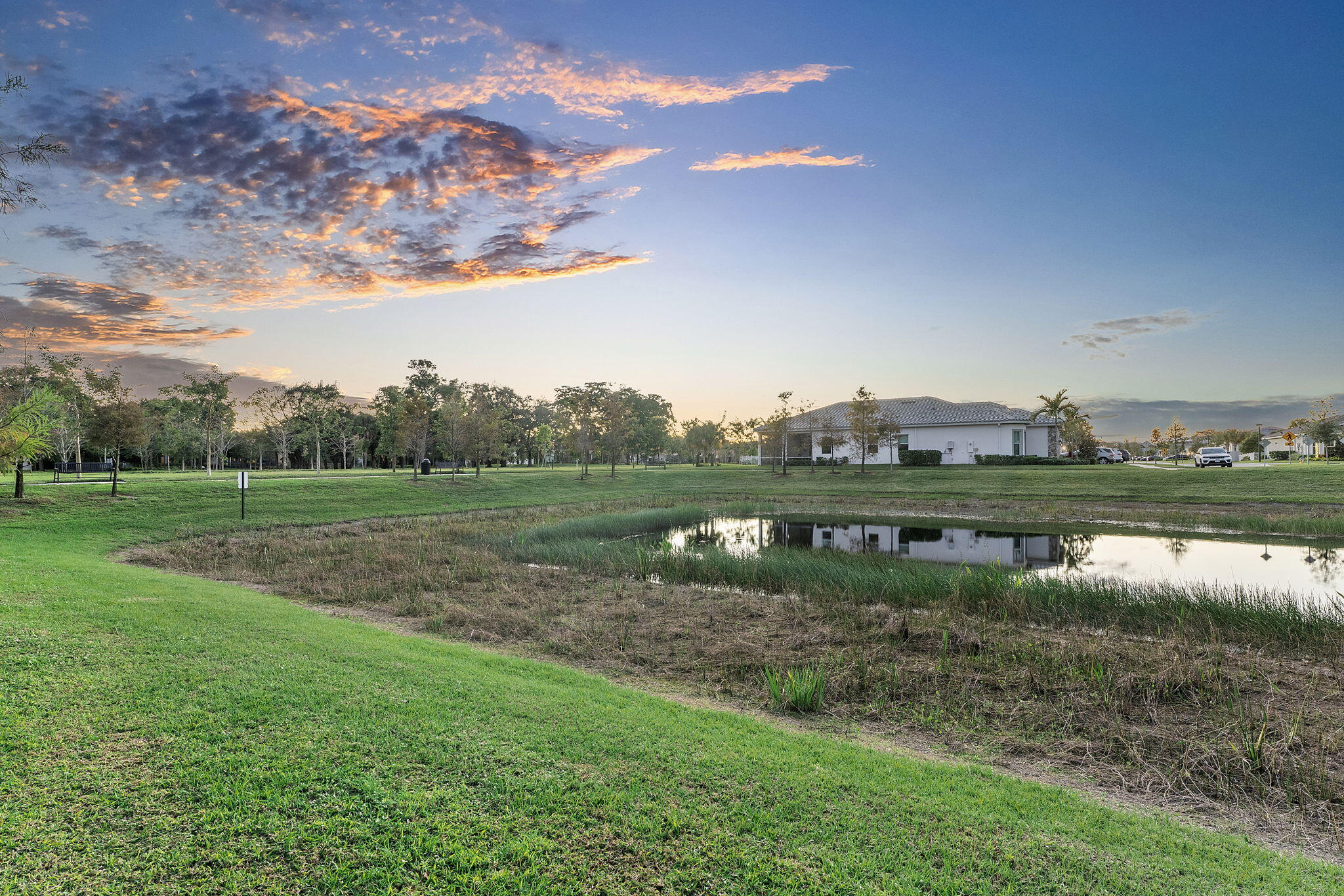 380 Sherwood Forest Drive