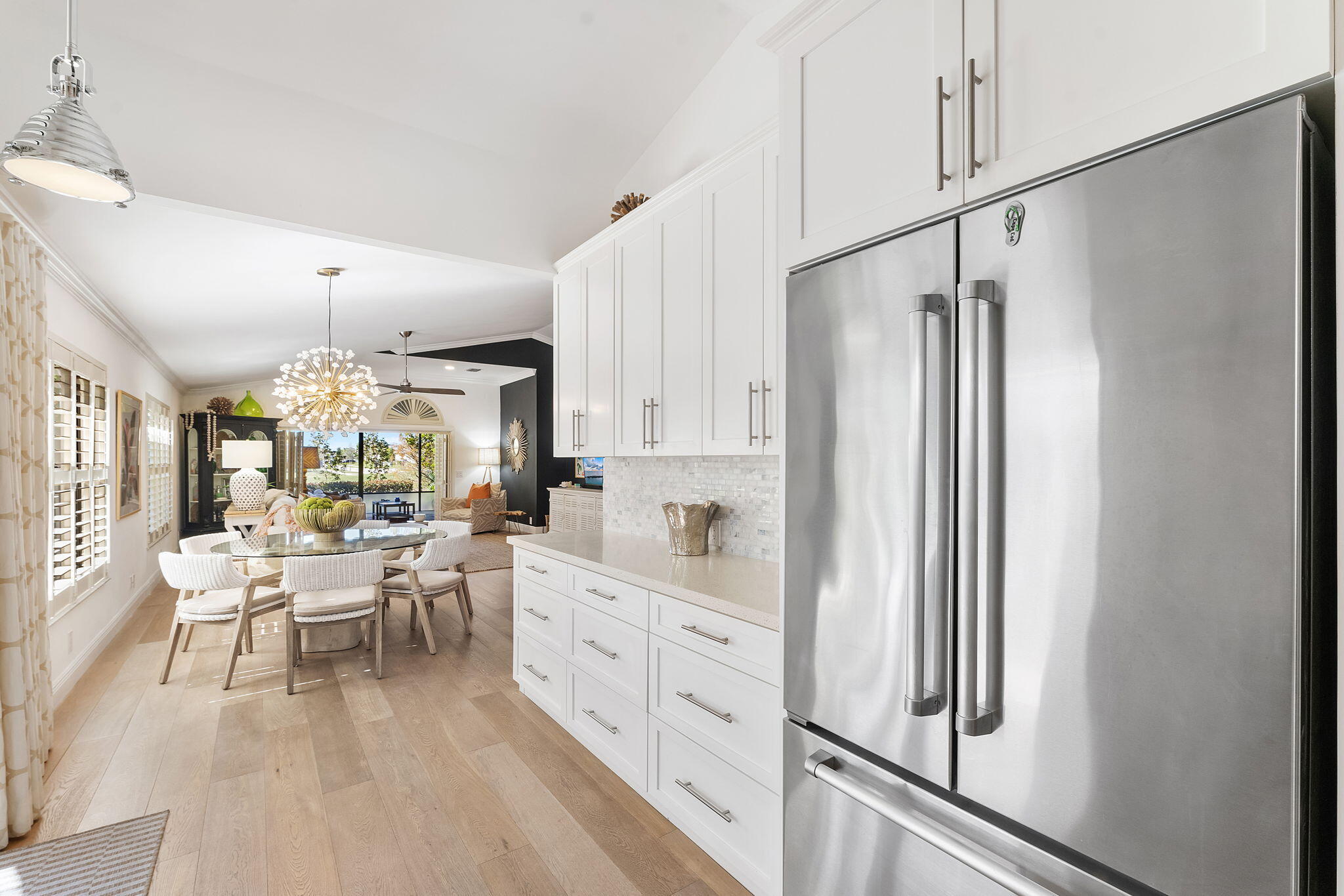 380 Sherwood Forest Drive