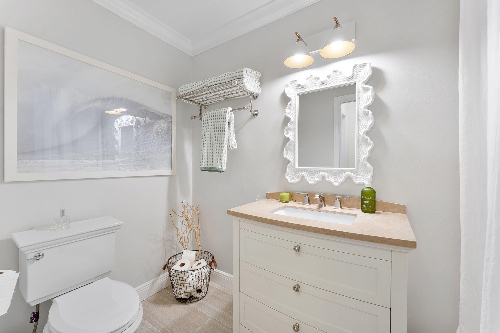 380 Sherwood Forest Drive