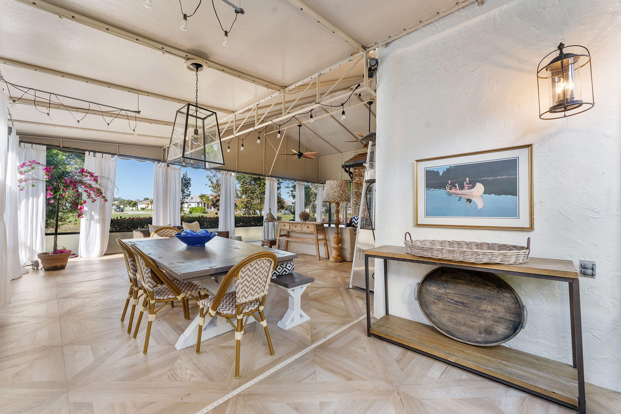 380 Sherwood Forest Drive