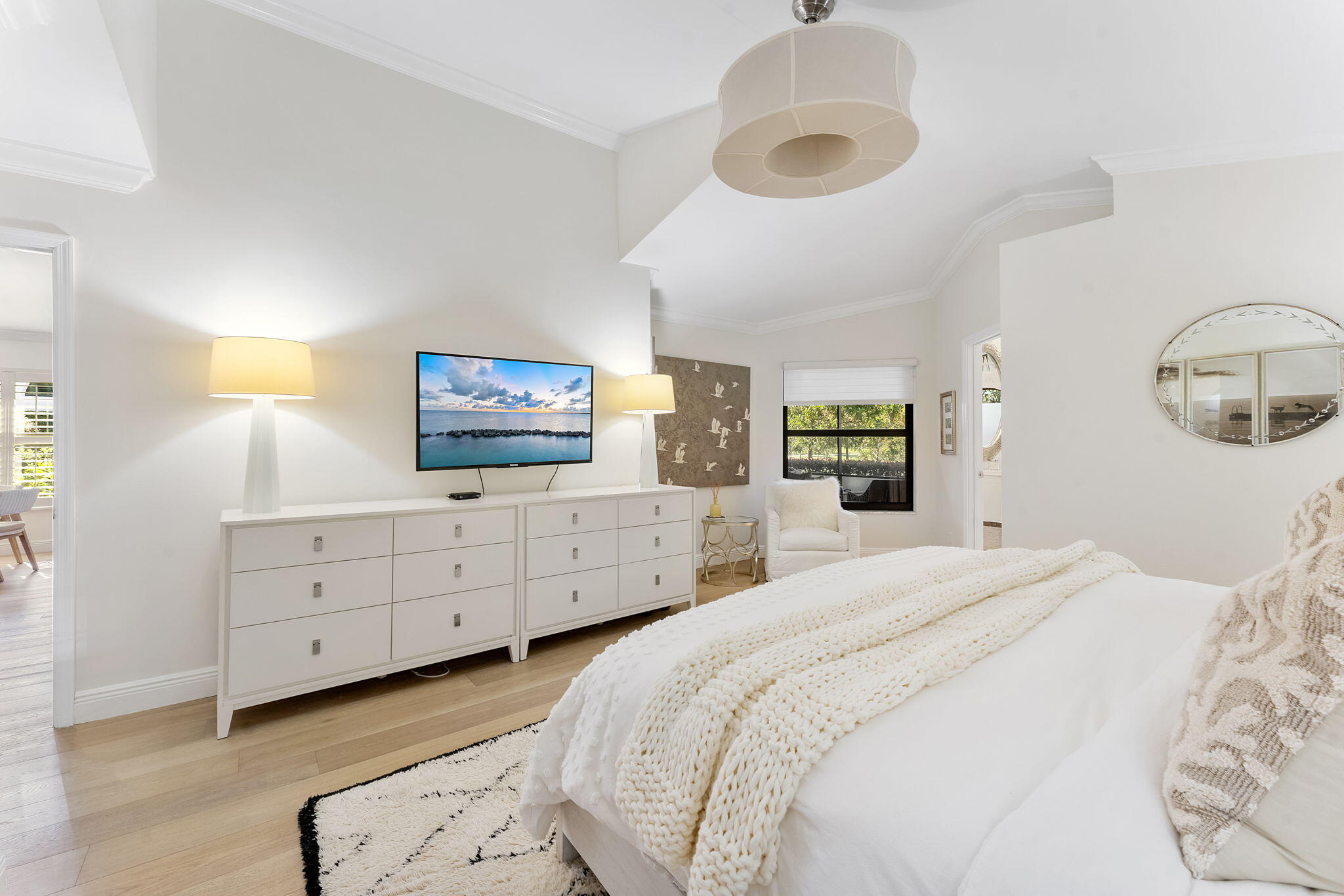 380 Sherwood Forest Drive