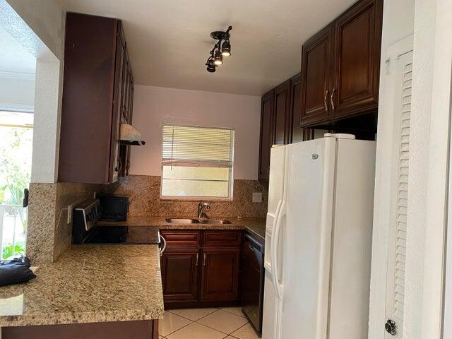 1291 NW 13th Street 445d