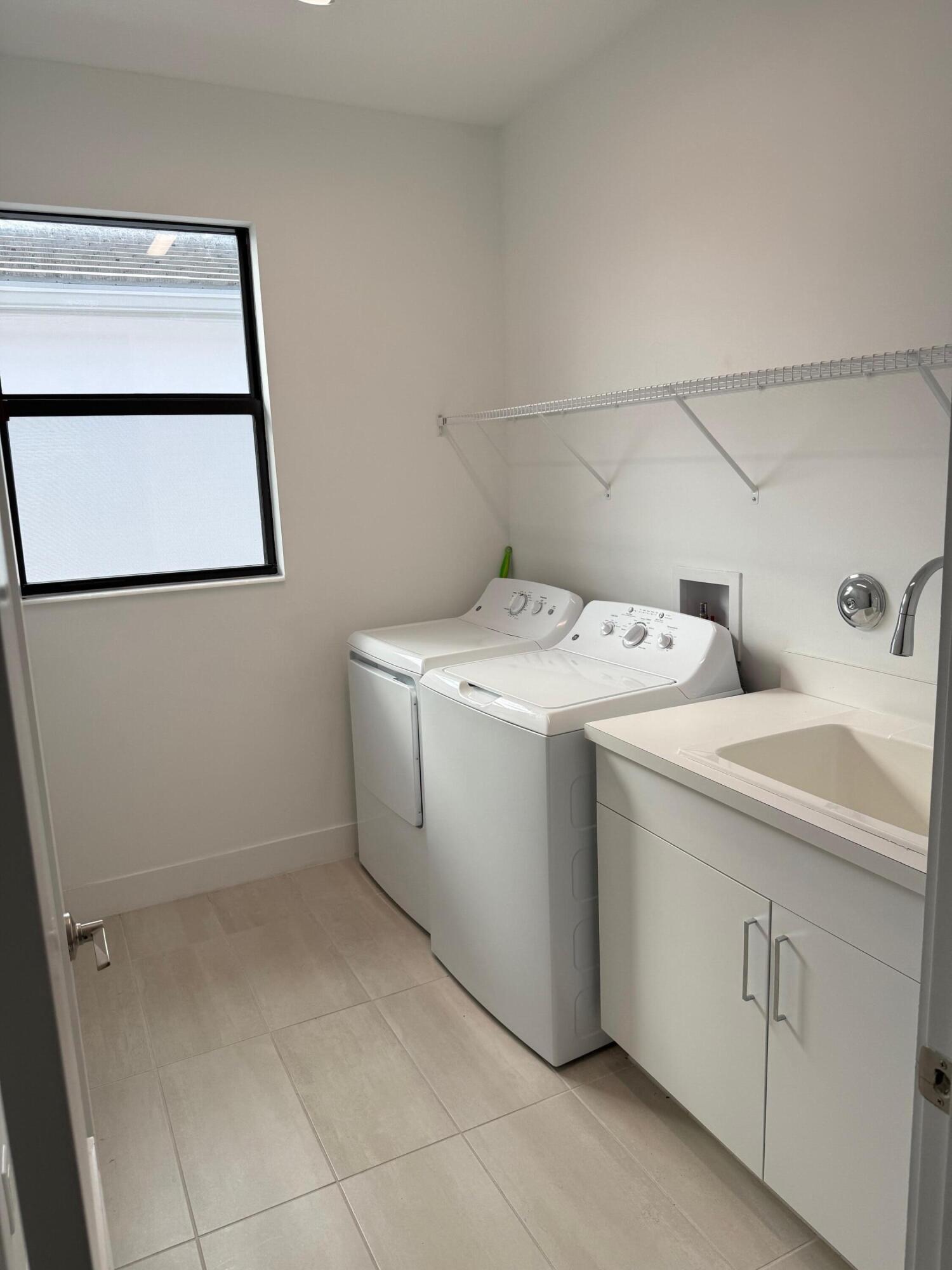 8055 White Wave Terrace