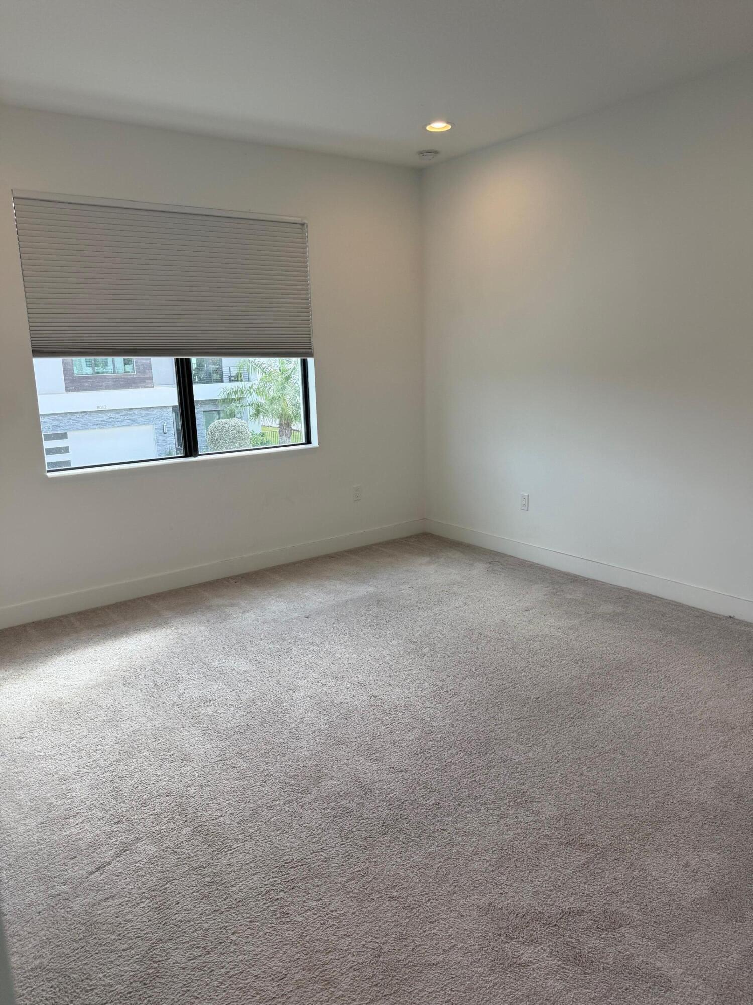 8055 White Wave Terrace