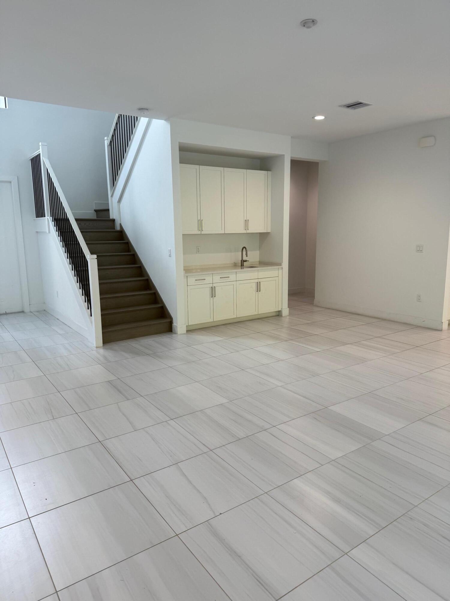 8055 White Wave Terrace