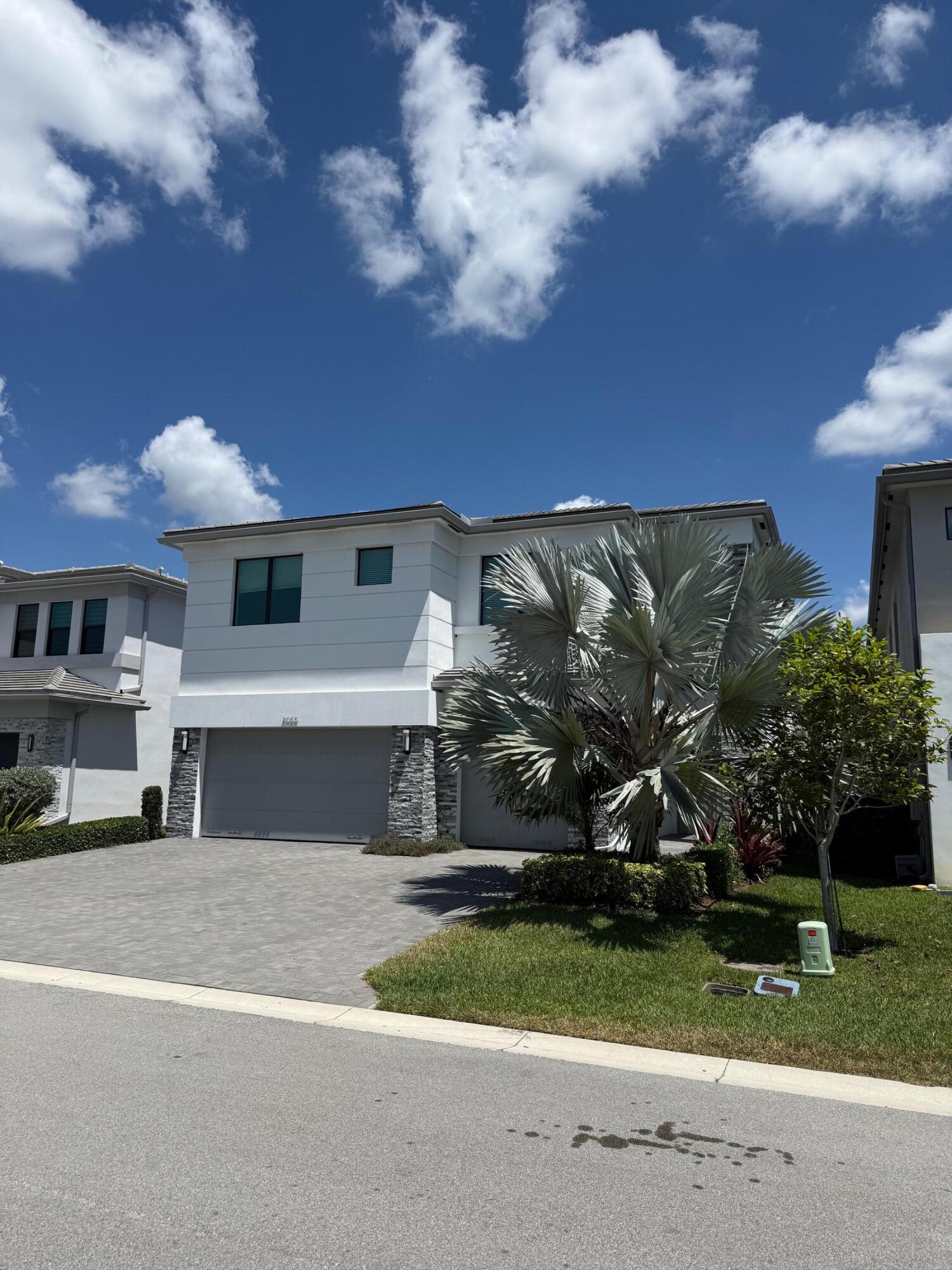 8055 White Wave Terrace
