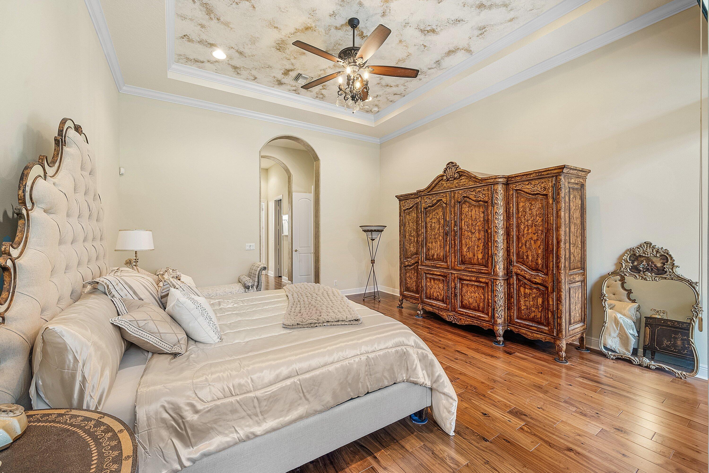 8042 Laurel Ridge Court