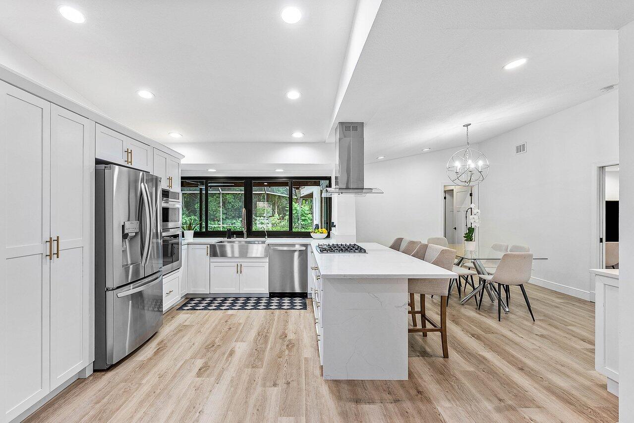 2425 NW 36th Street