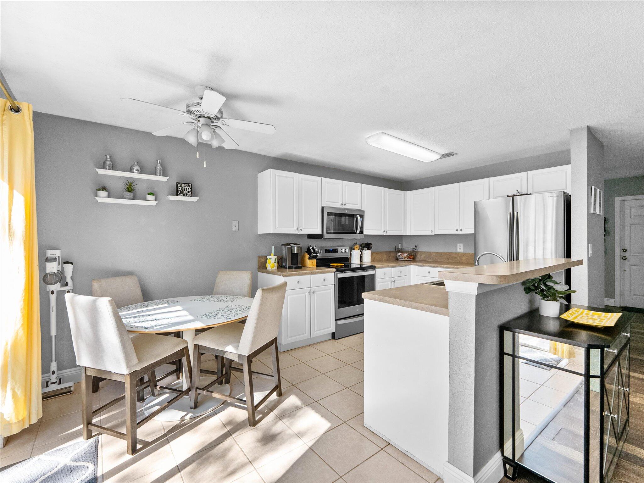 3422 Commodore Court