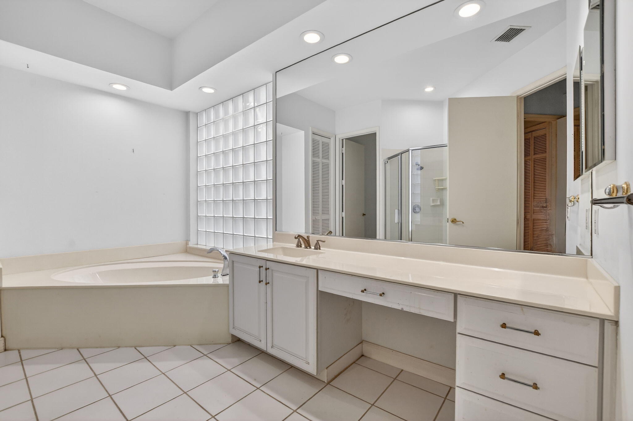 2107 NW 62nd Drive