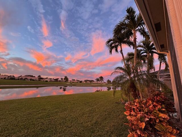 7003 Fairway Lakes Drive