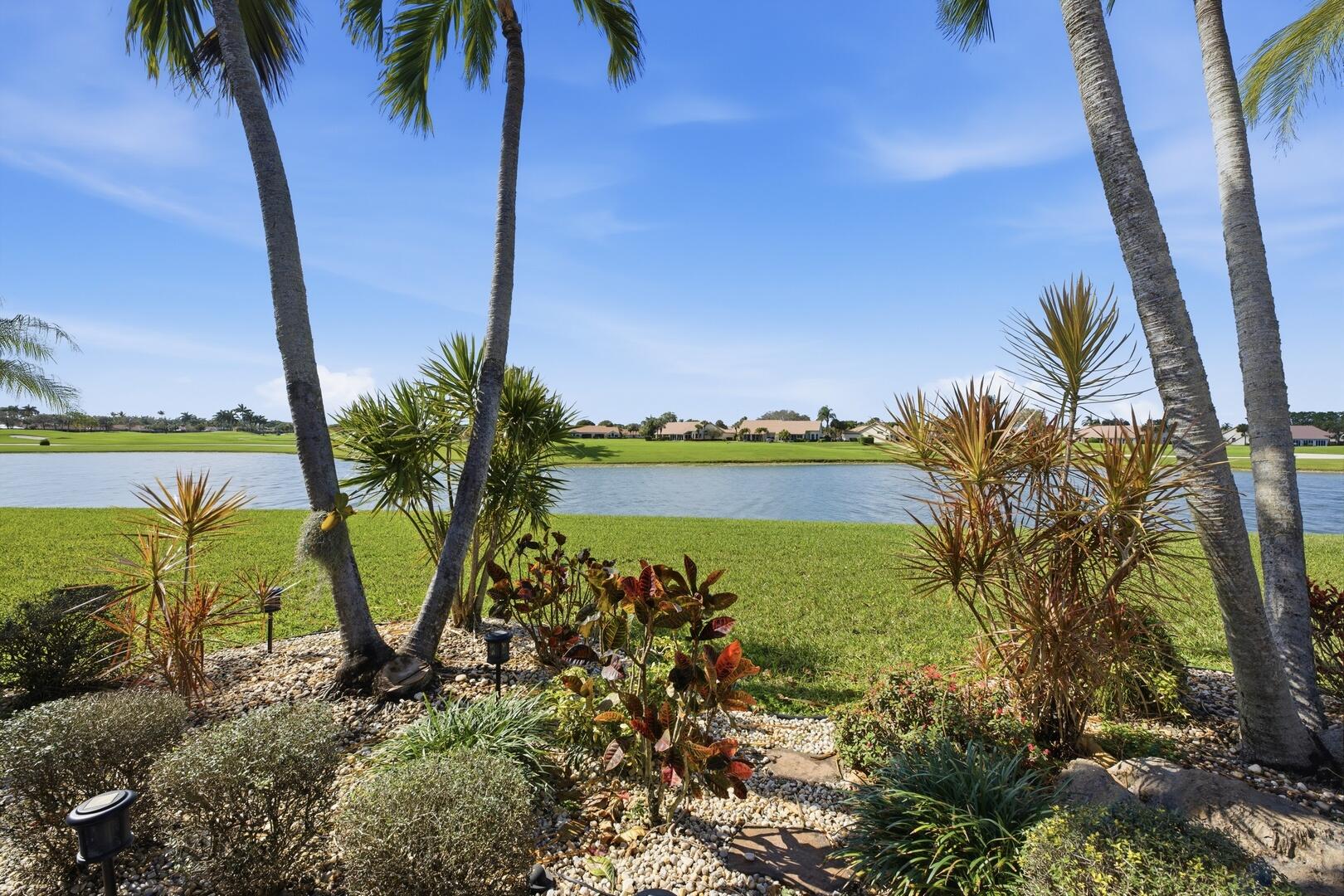 7003 Fairway Lakes Drive
