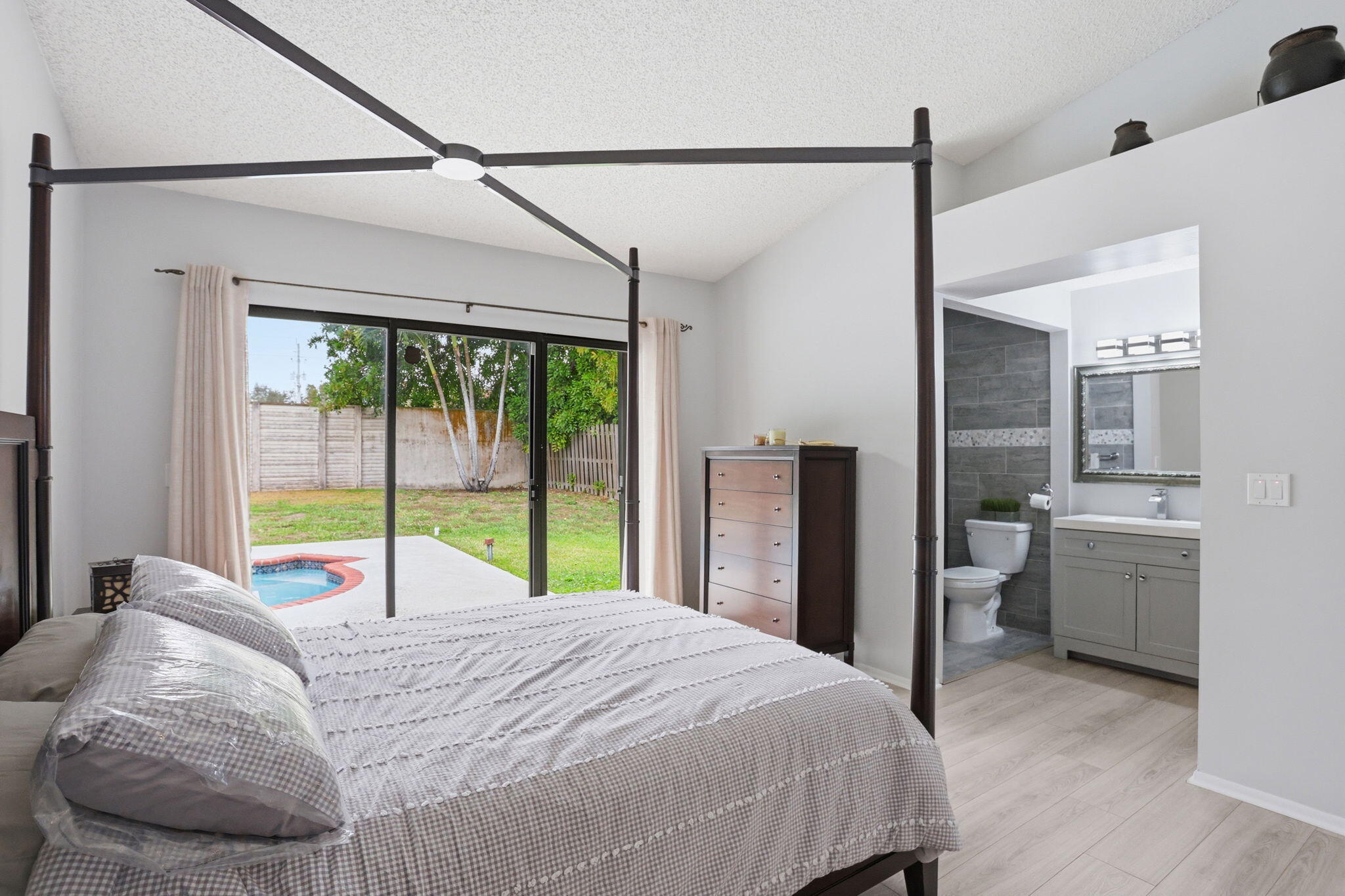 11257 NW 45th Street