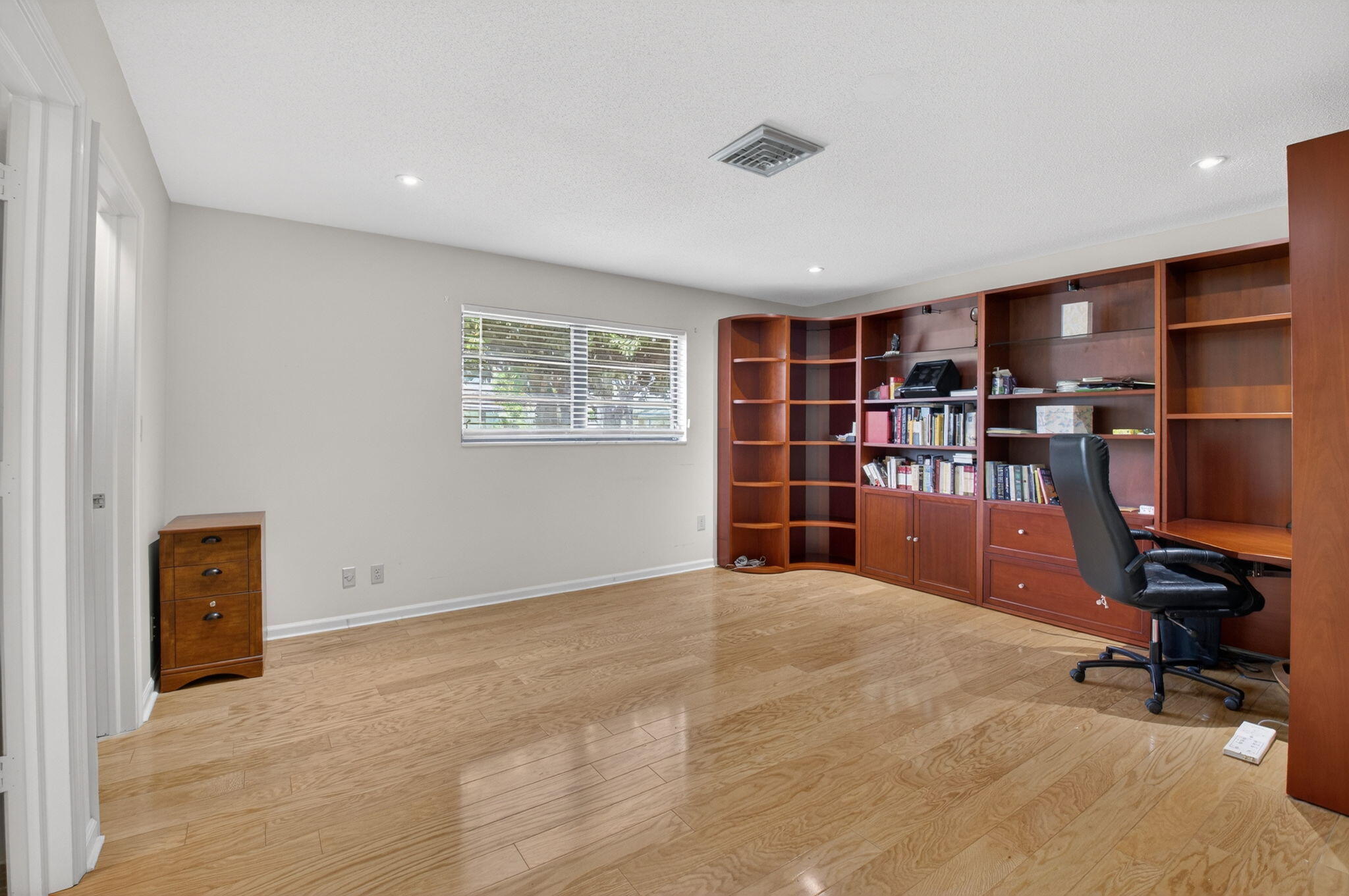2101 NW 25th Street